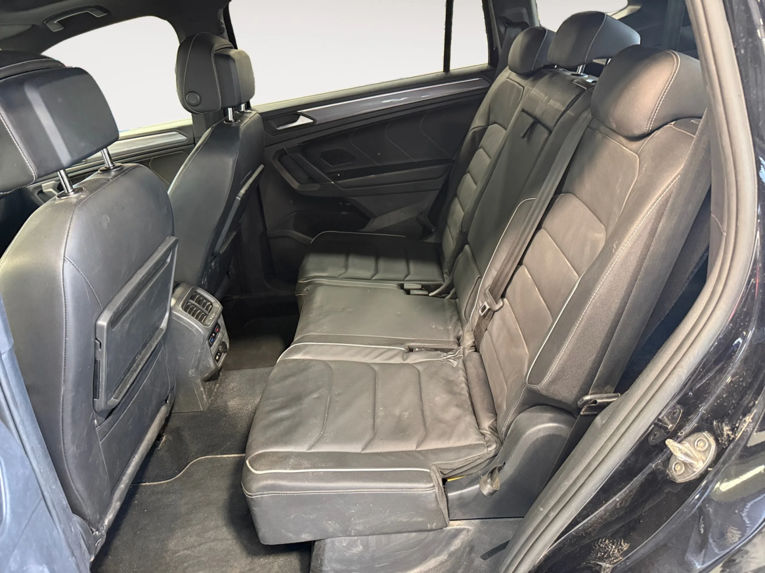 VOLKSWAGEN TIGUAN ALLSPACE SPORT 2.0 TDI 176KW (240CV) 4MOTION DSG - Foto 6