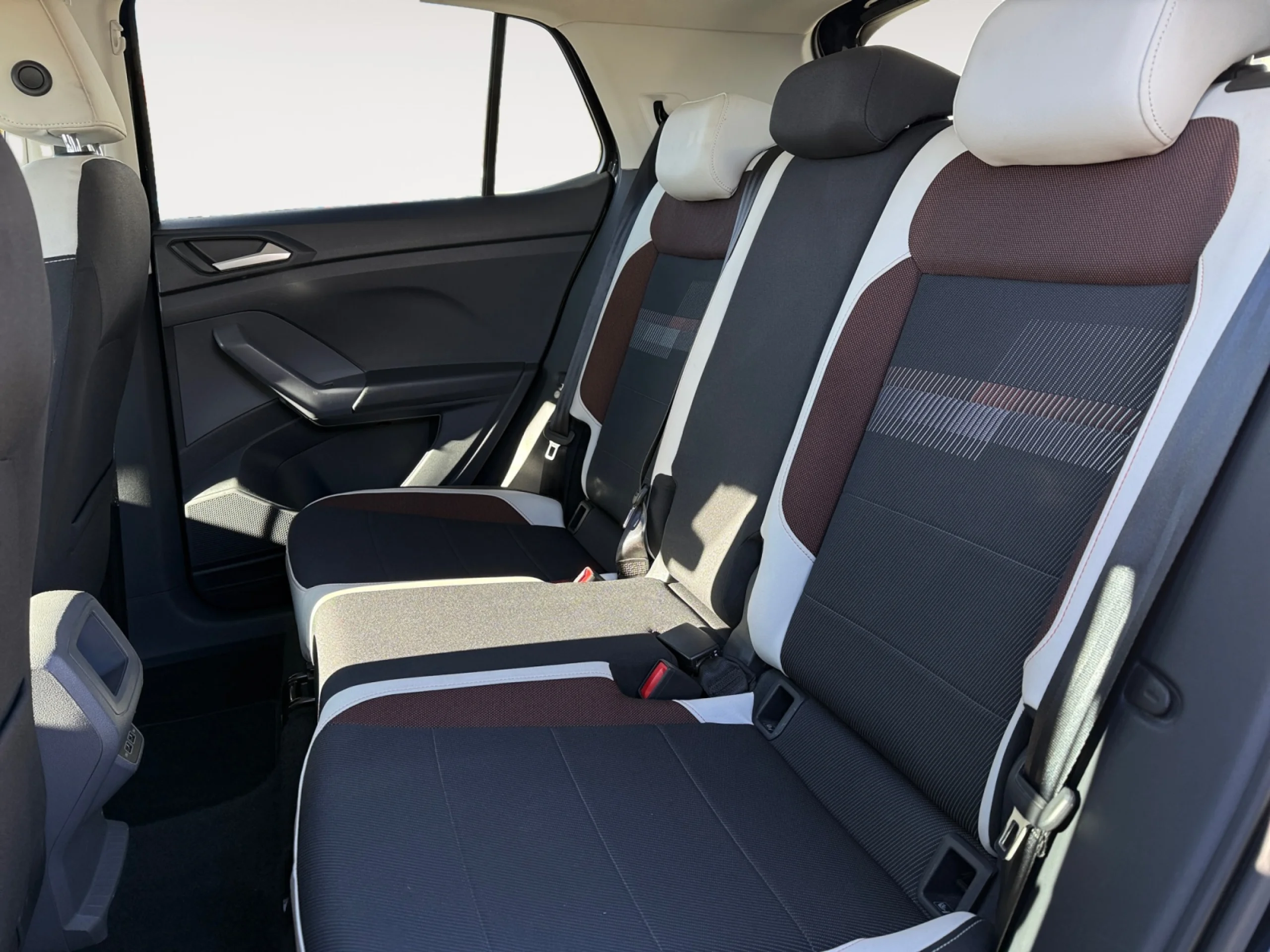 VOLKSWAGEN T CROSS SPORT 1.5 TSI 110KW (150CV) DSG - Foto 6