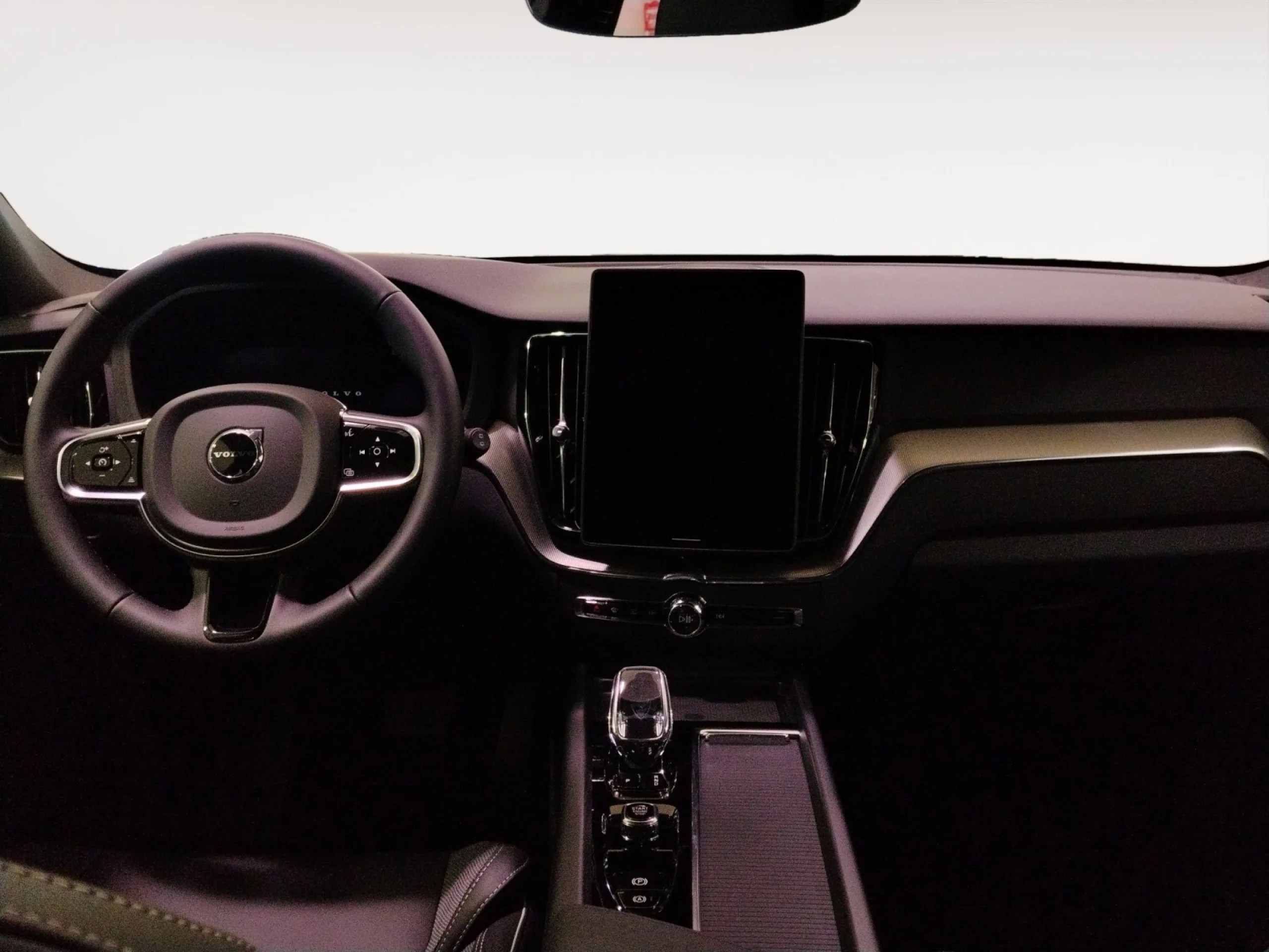 VOLVO XC60 2.0 B5 G MHEV BLACK ED PLUS DARK AT AWD - Foto 4