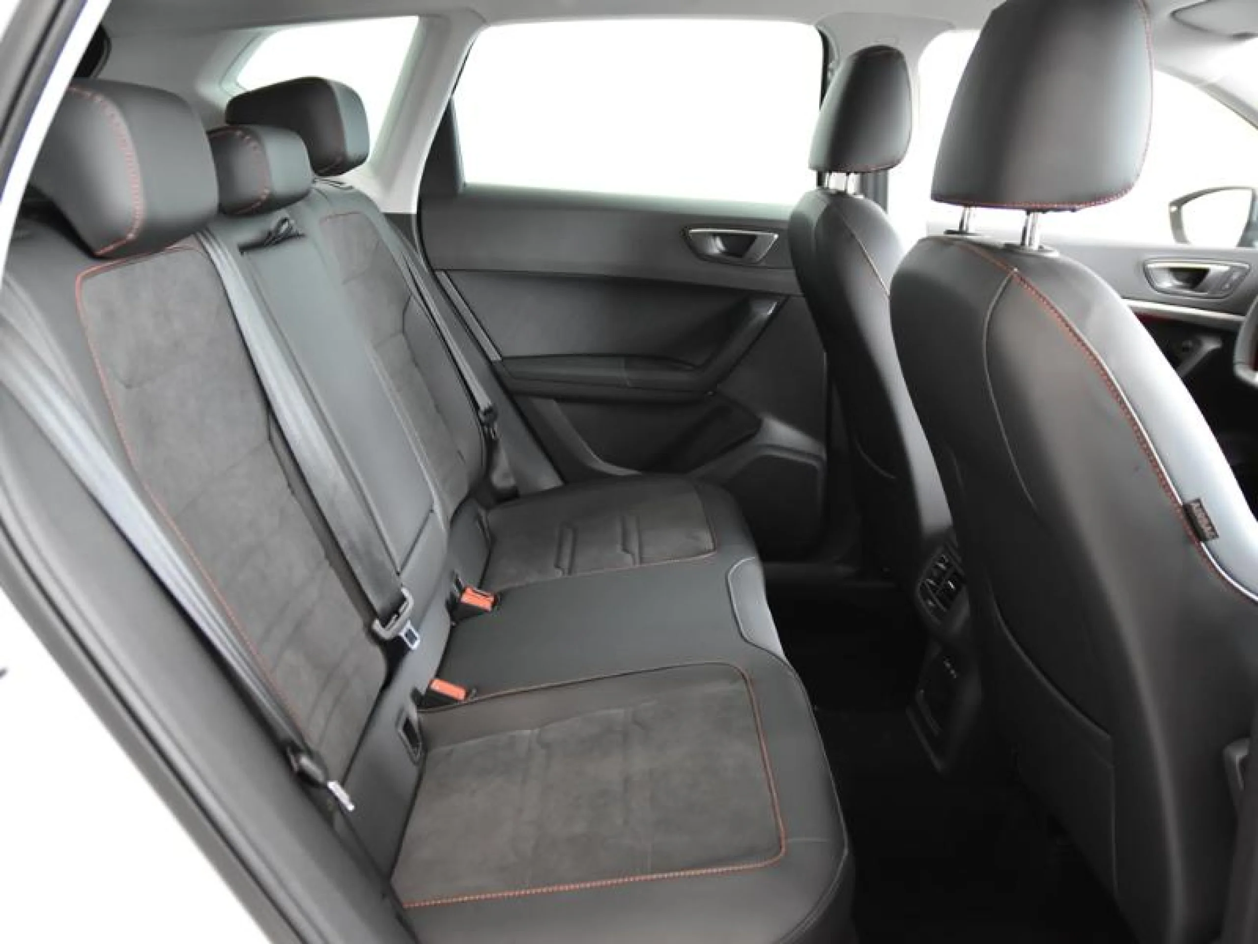 SEAT ATECA 1.0 TSI 85KW (115CV) FR SPECIAL EDITION - Foto 6