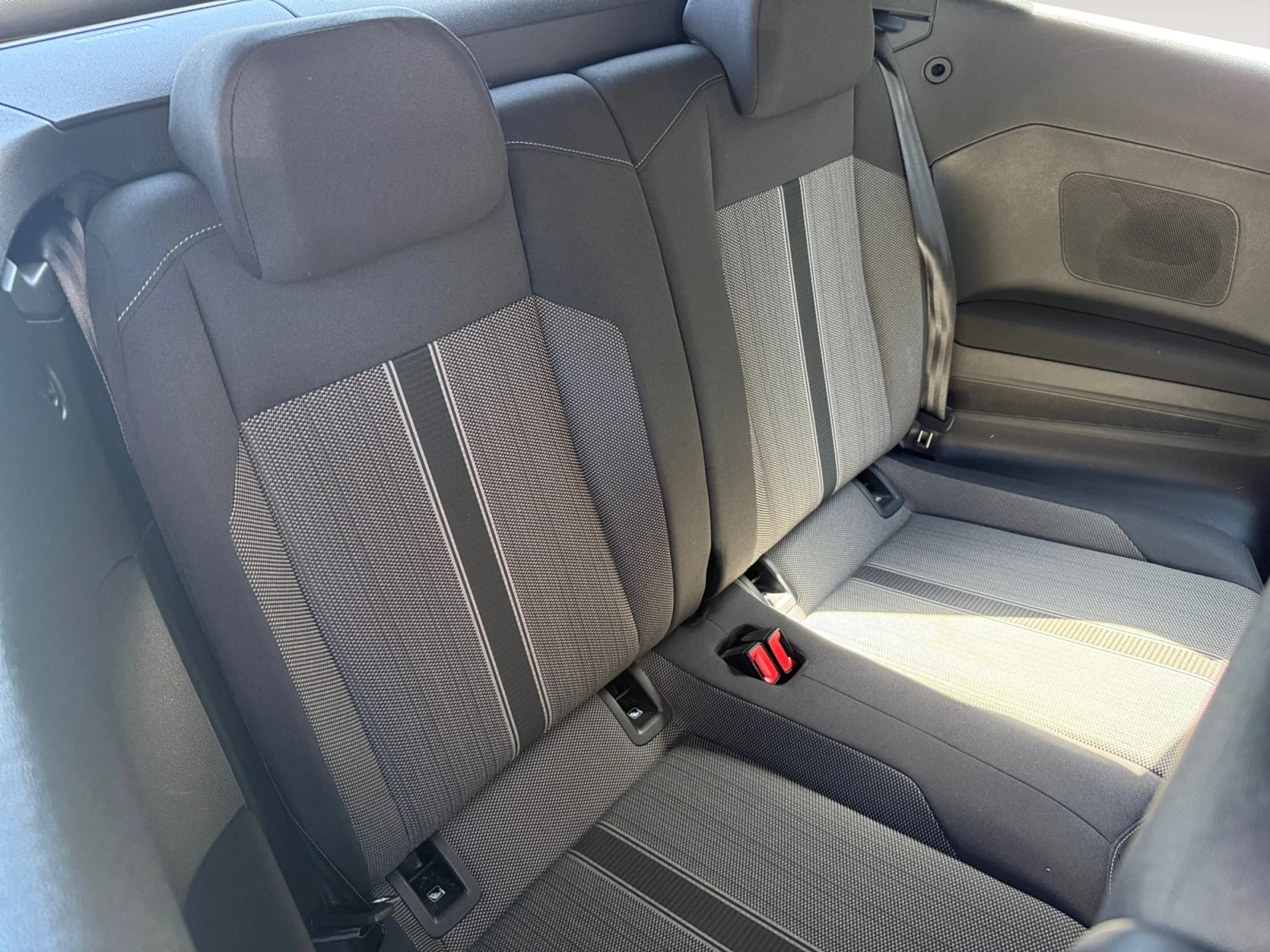 VOLKSWAGEN T ROC STYLE 1.0 TSI 81KW (110CV) CABRIO - Foto 6