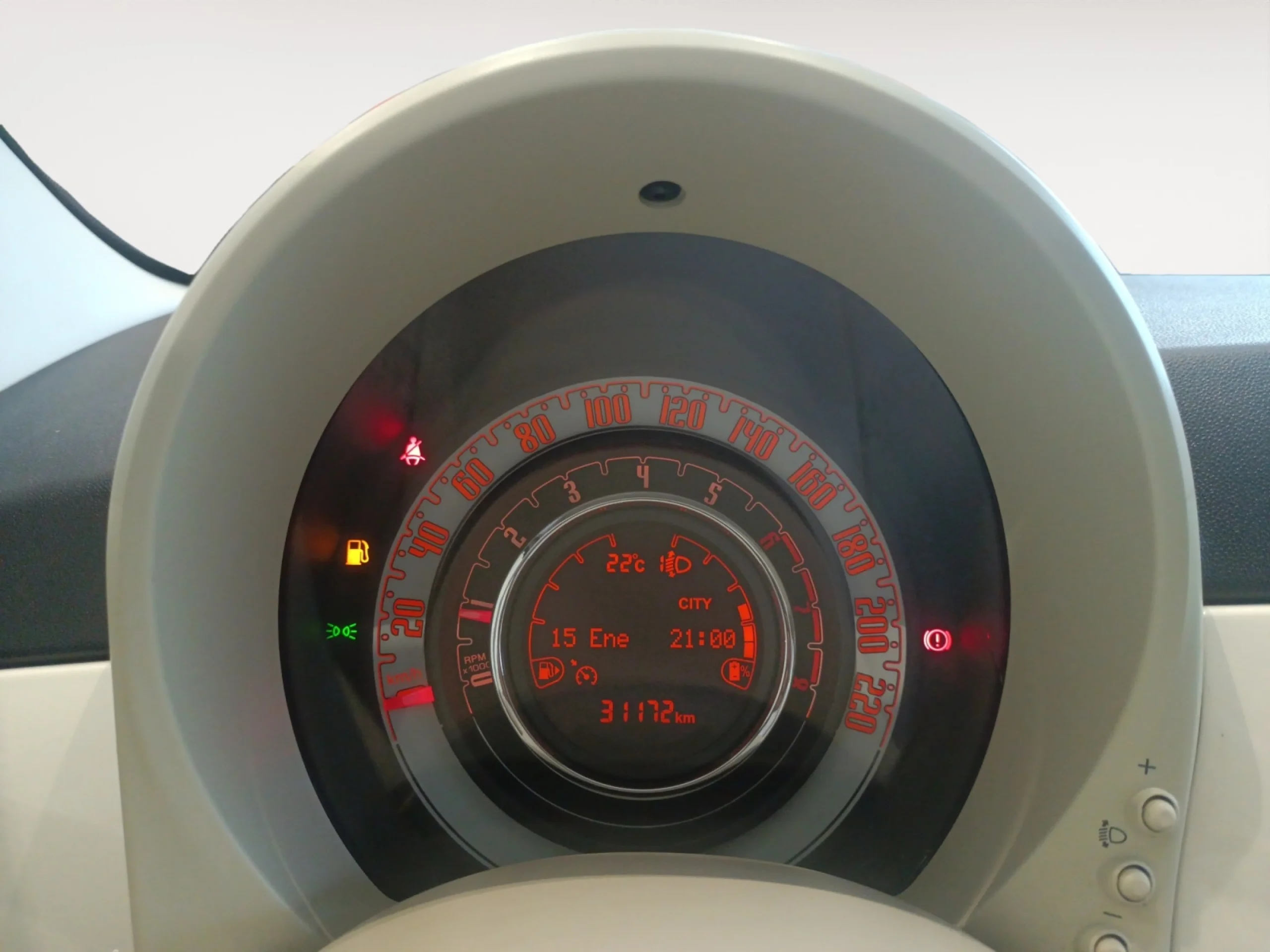 FIAT 500 LOUNGE 1.0 6V GSE 52KW (70 CV) - Foto 14