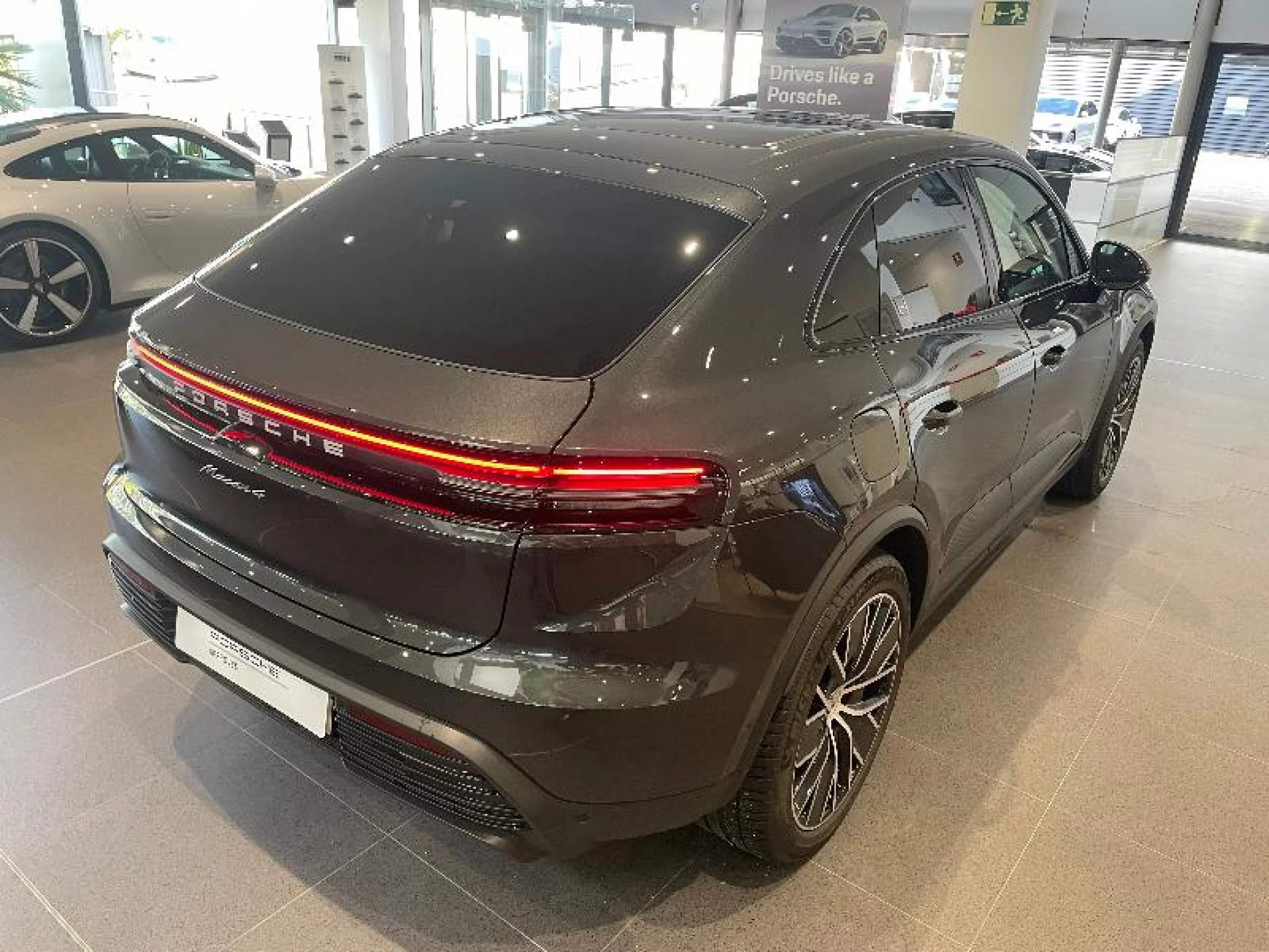 PORSCHE MACAN 4 - Foto 10