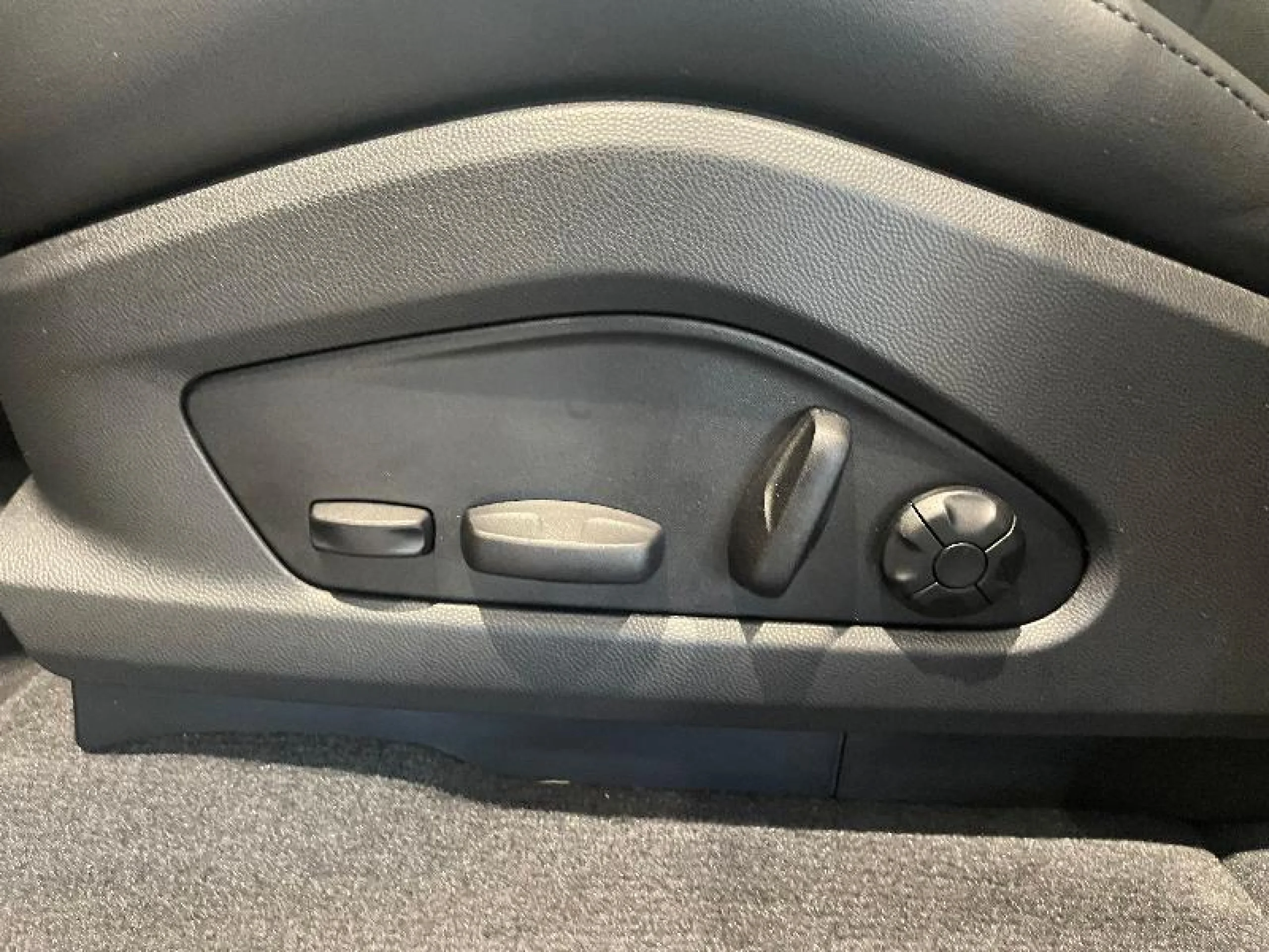 PORSCHE MACAN 4 - Foto 28