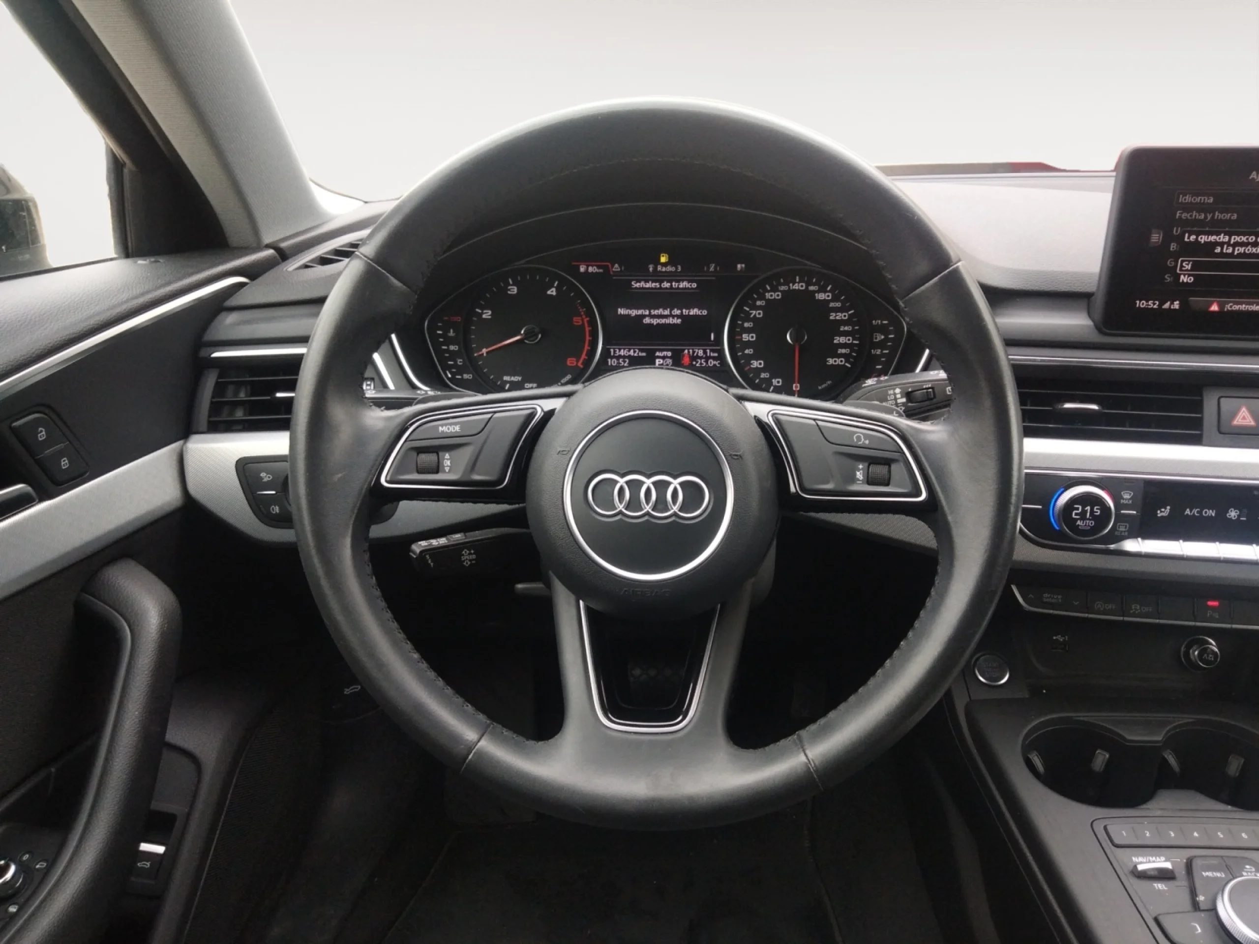 AUDI A4 AVANT BLACK LINE 40 TDI 140KW QUAT S TRO - Foto 11