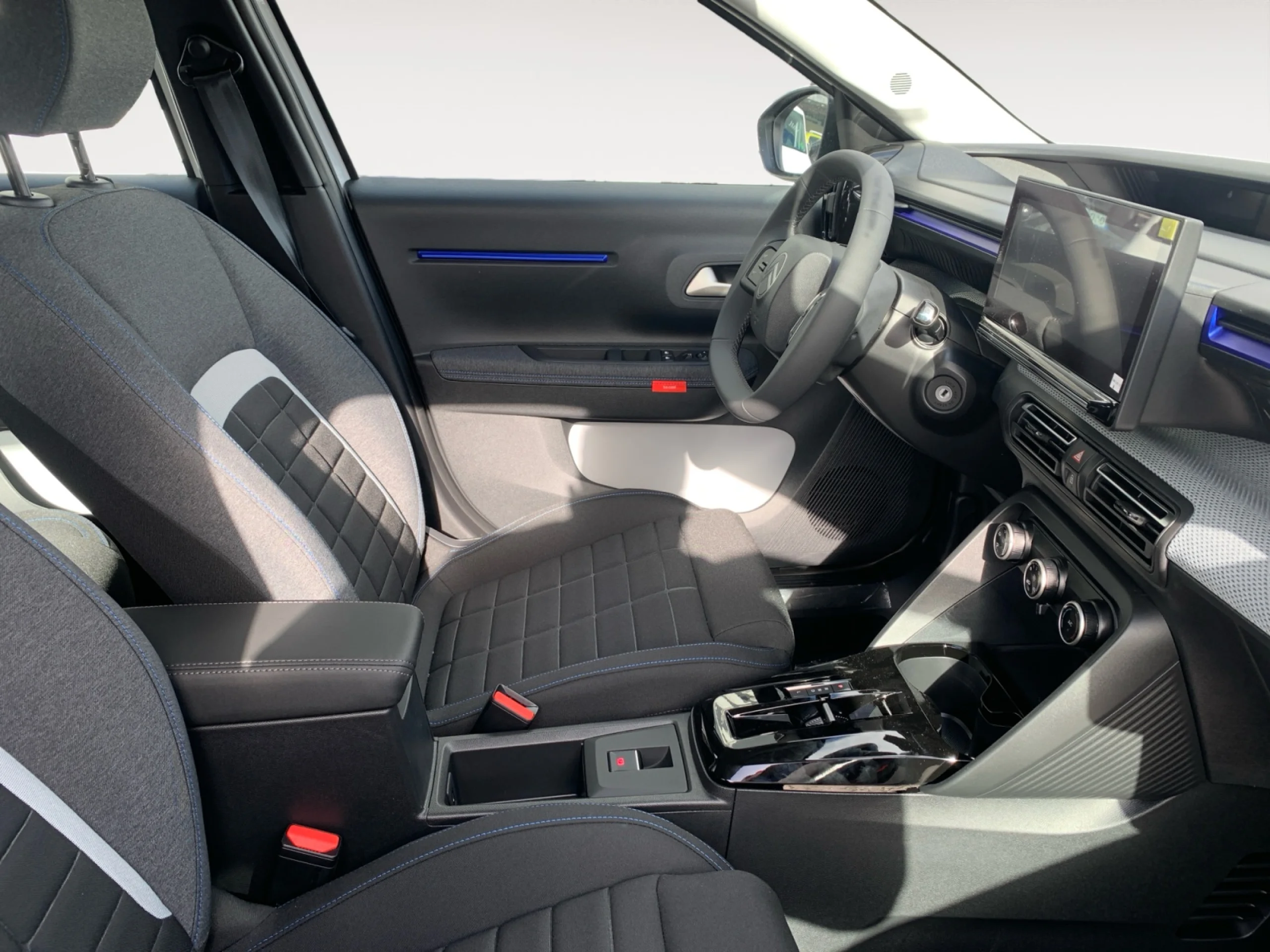 CITROEN C3 HYBRID 110 E DSC6 BUSINESS - Foto 5