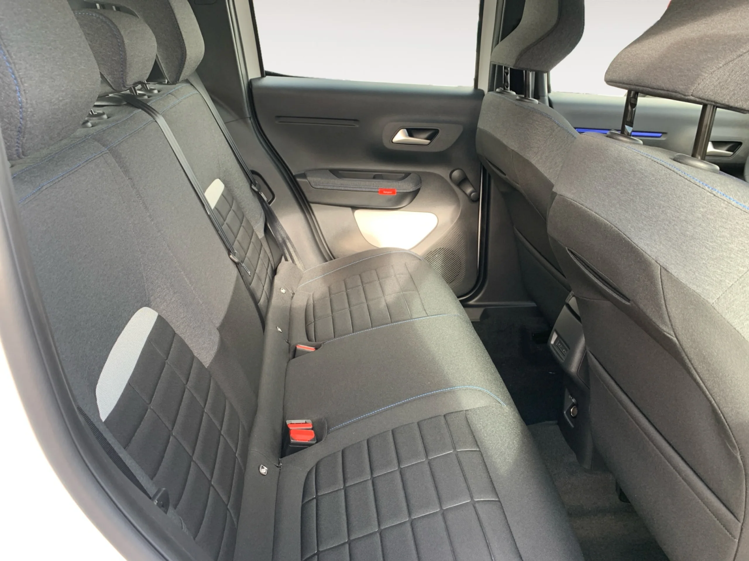 CITROEN C3 HYBRID 110 E DSC6 BUSINESS - Foto 6