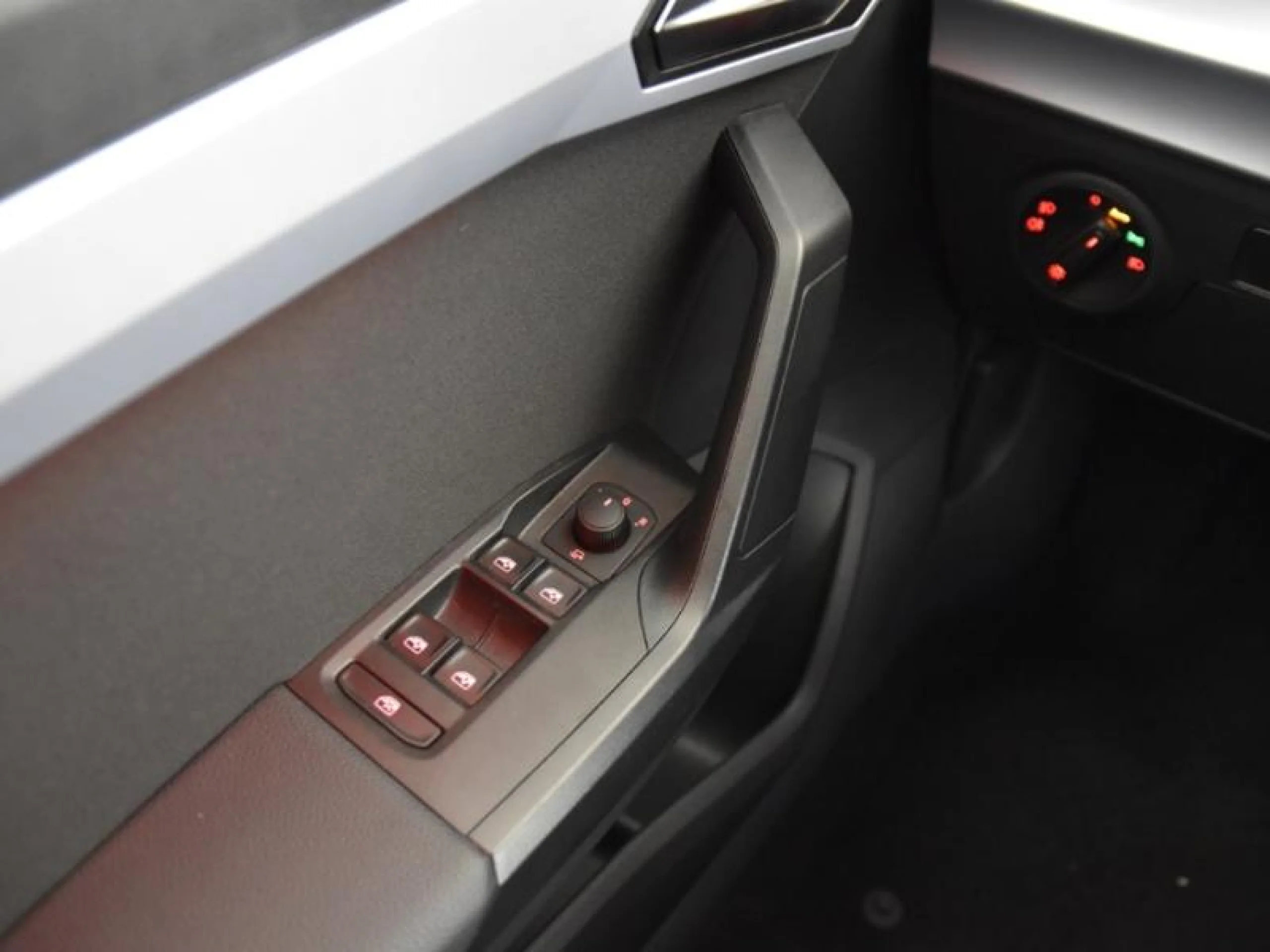 SEAT IBIZA 1.0 TSI 81KW (110CV) FR PLUS - Foto 17