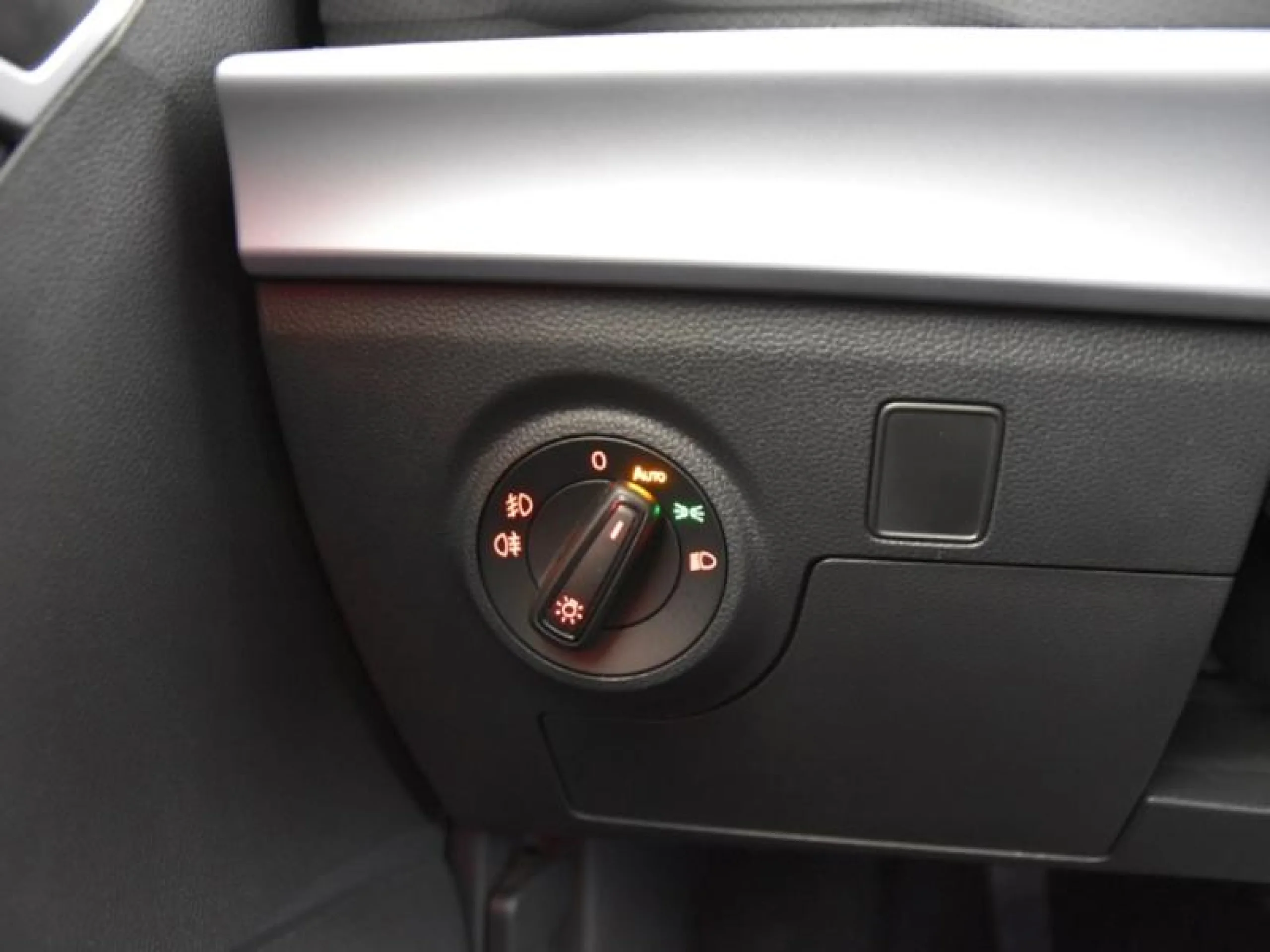 SEAT IBIZA 1.0 TSI 81KW (110CV) FR PLUS - Foto 18