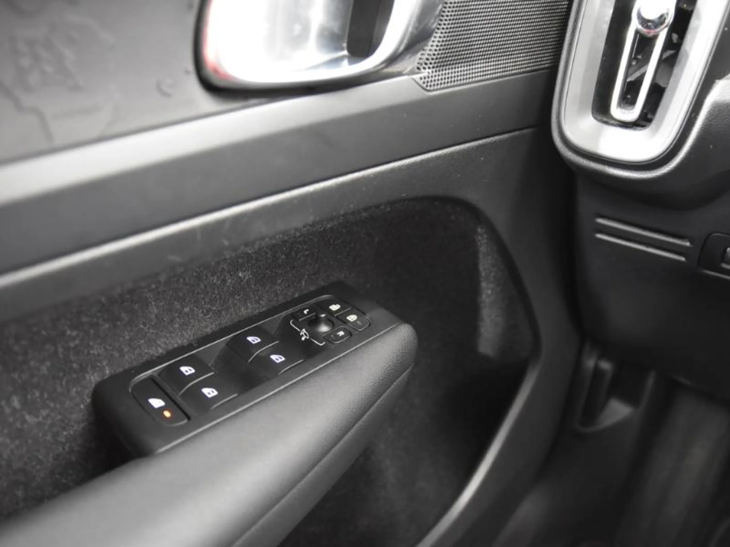 VOLVO XC40 1.5 T3 - Foto 17