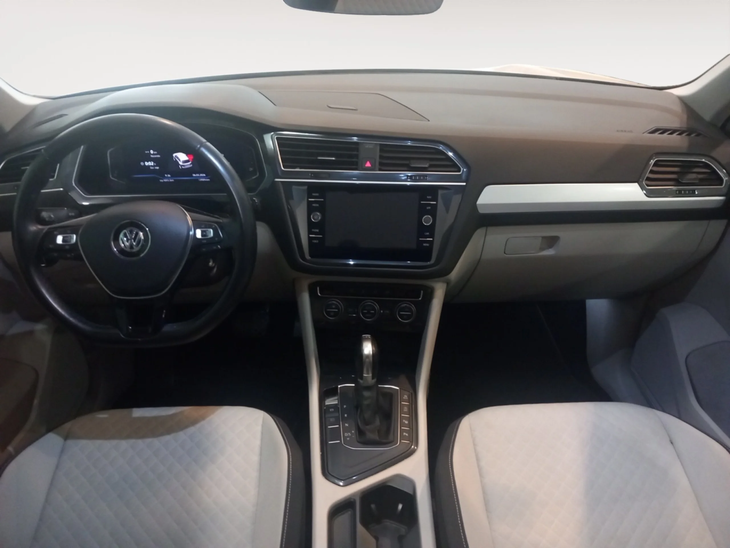 VOLKSWAGEN TIGUAN SPORT 1.5 TSI 110KW (150CV) DSG - Foto 4