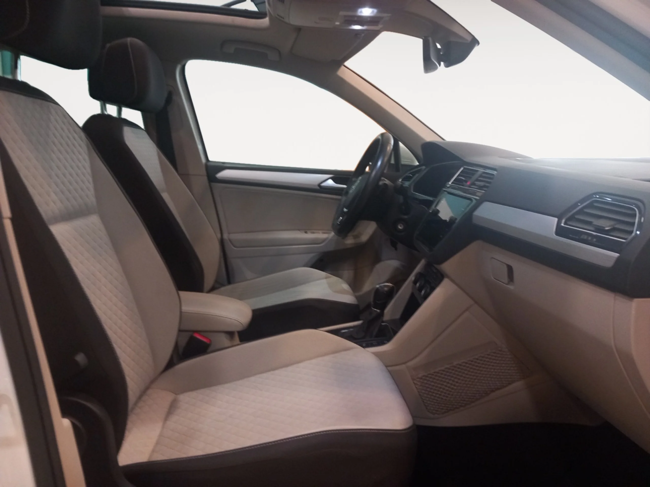 VOLKSWAGEN TIGUAN SPORT 1.5 TSI 110KW (150CV) DSG - Foto 5