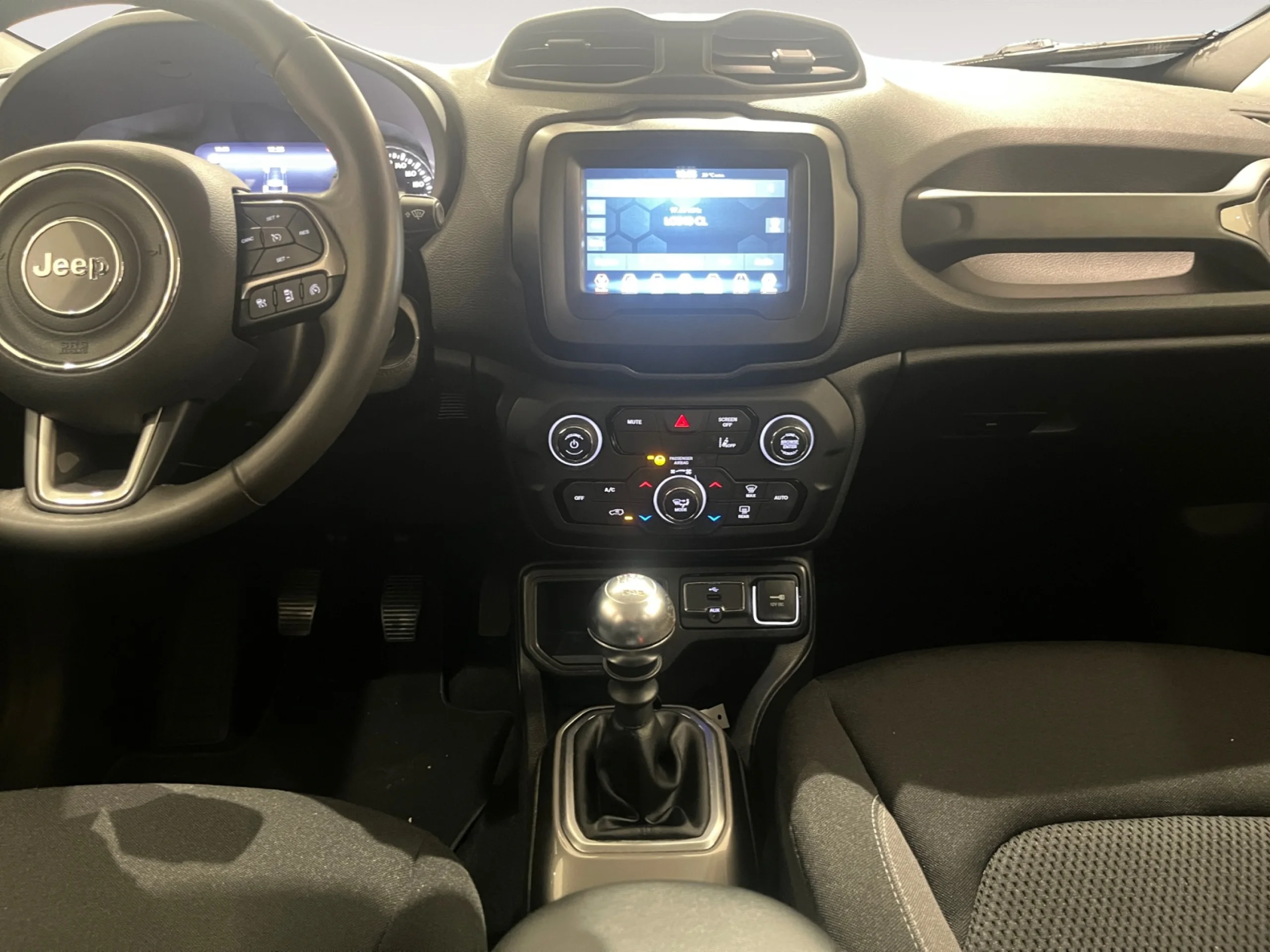 JEEP RENEGADE LIMITED 1.0G 88KW (120CV) 4X2 - Foto 10