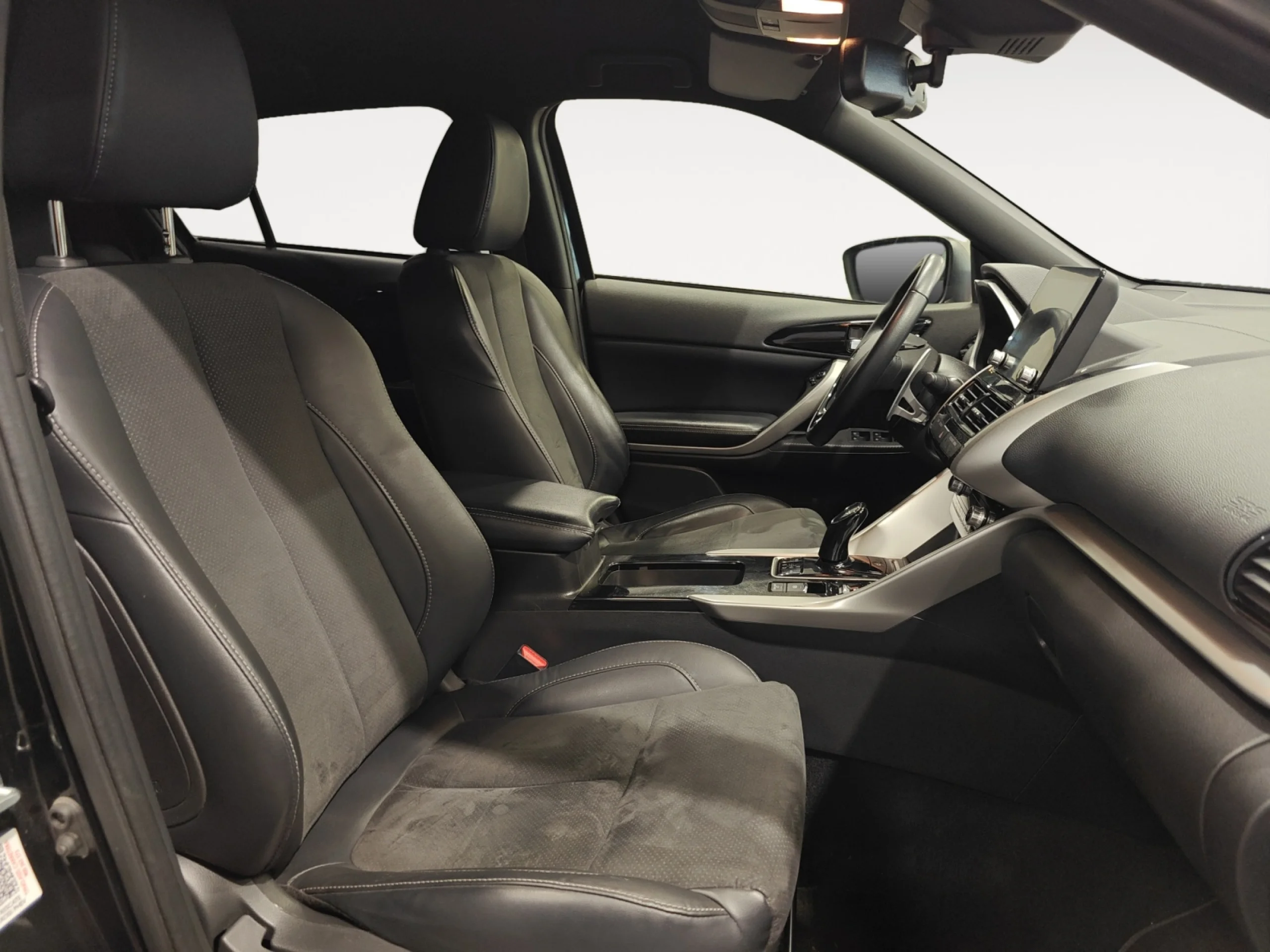 Mitsubishi ECLIPSE ECLIPSE CROSS 2.4 PHEV KAITEKI AWD - Foto 5