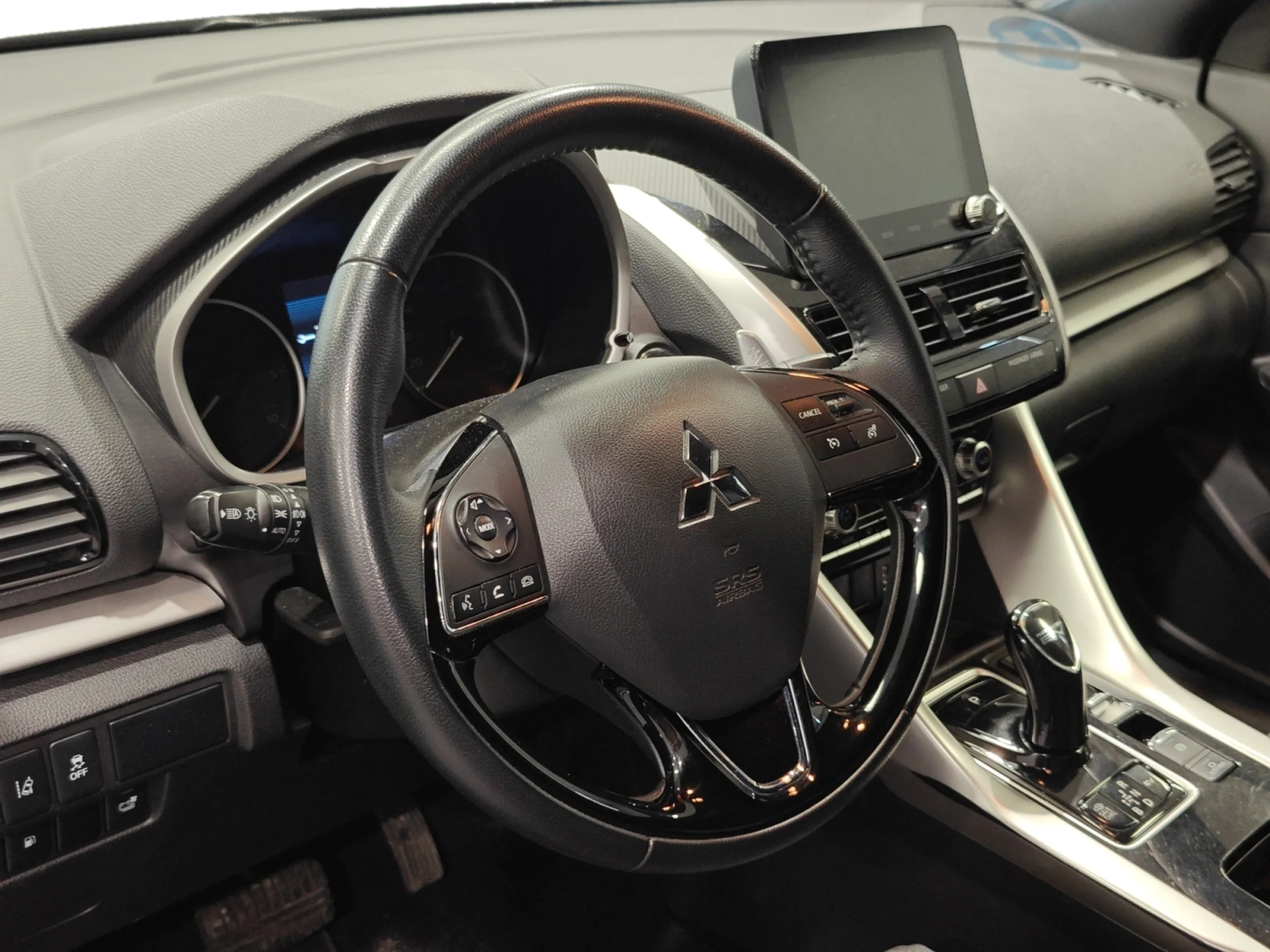 Mitsubishi ECLIPSE ECLIPSE CROSS 2.4 PHEV KAITEKI AWD - Foto 9