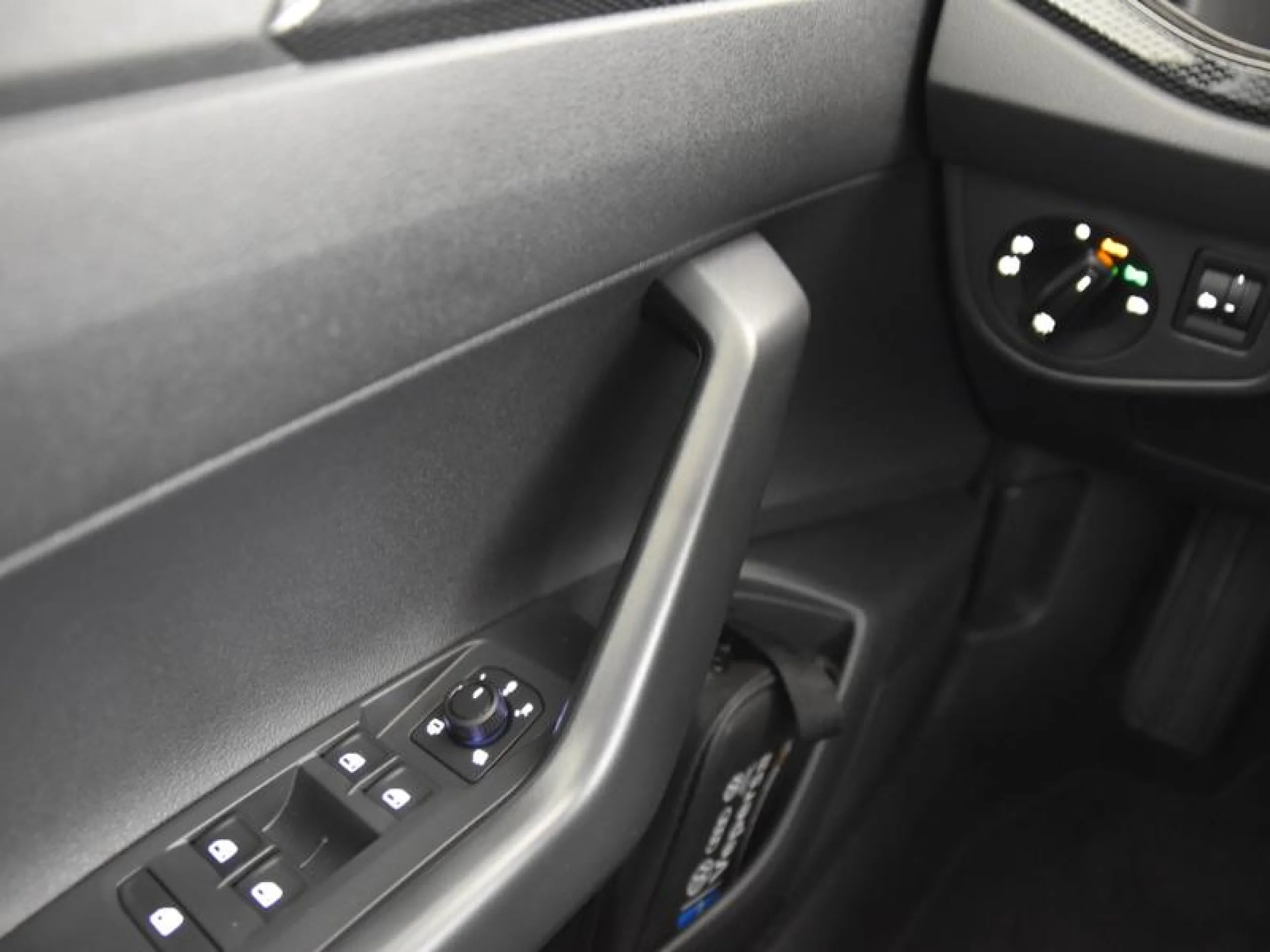 VOLKSWAGEN TAIGO TAIGO 1.0 TSI 85KW (115CV) DSG - Foto 14