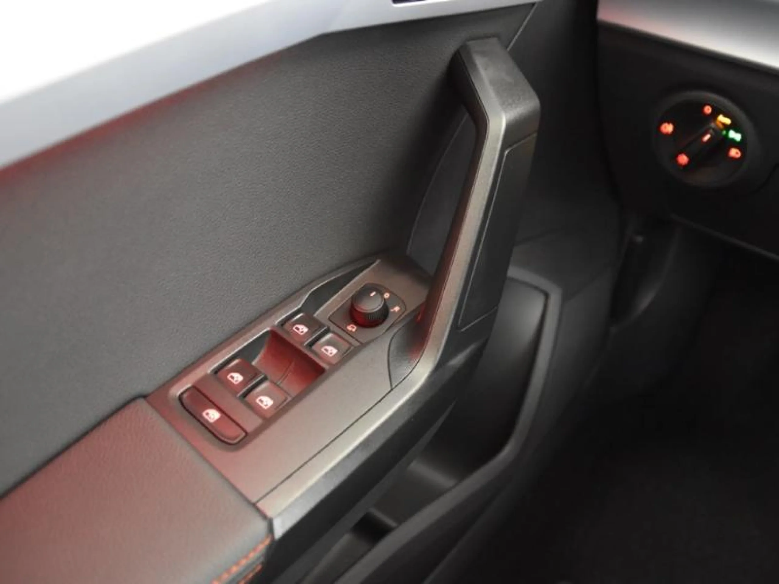 SEAT ARONA 1.0 TSI 81KW (110CV) FR PLUS - Foto 18