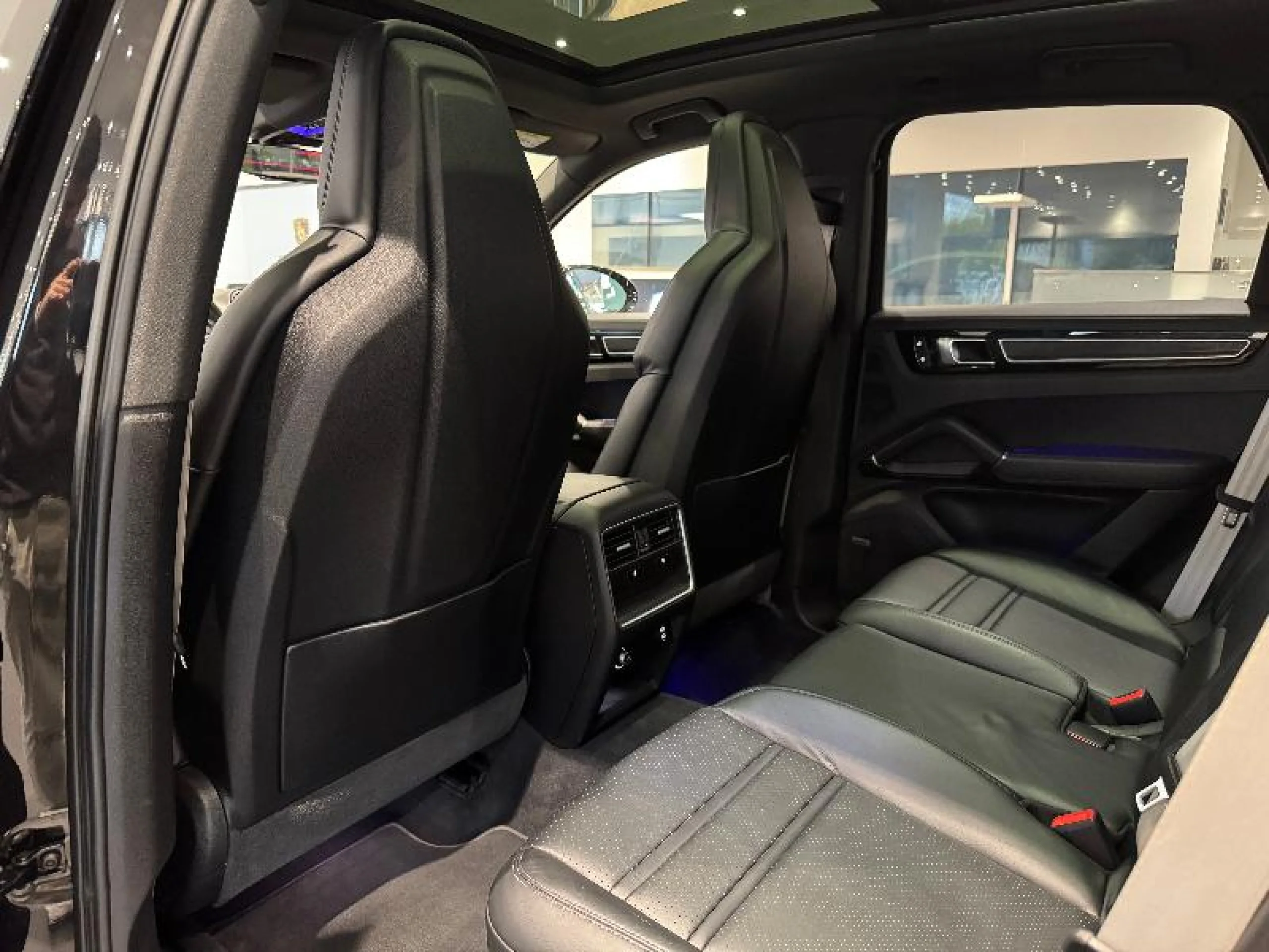 PORSCHE CAYENNE E HYBRID PLATINUM EDITION - Foto 16