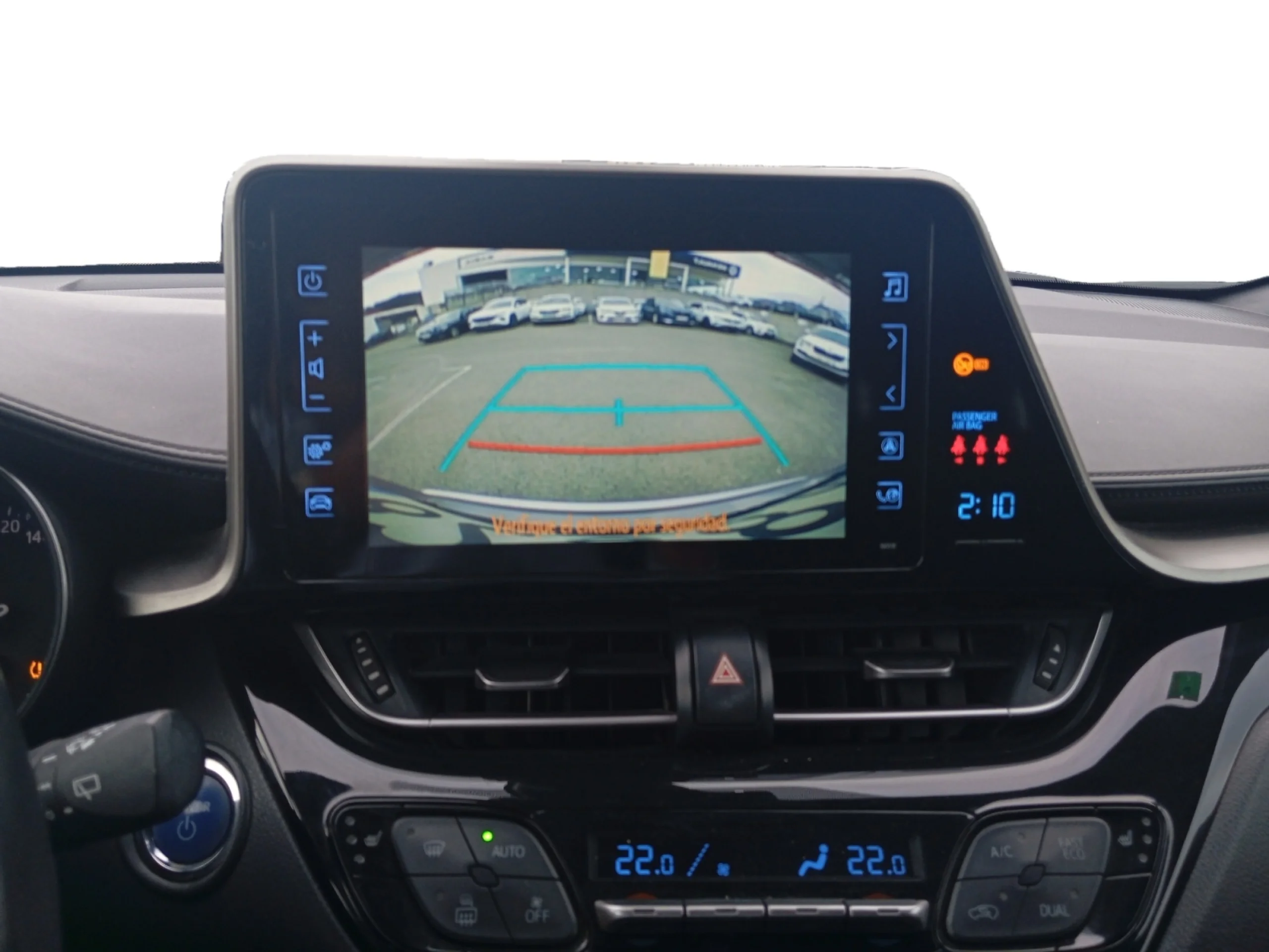 TOYOTA C HR 1.8 125H ADVANCE - Foto 9