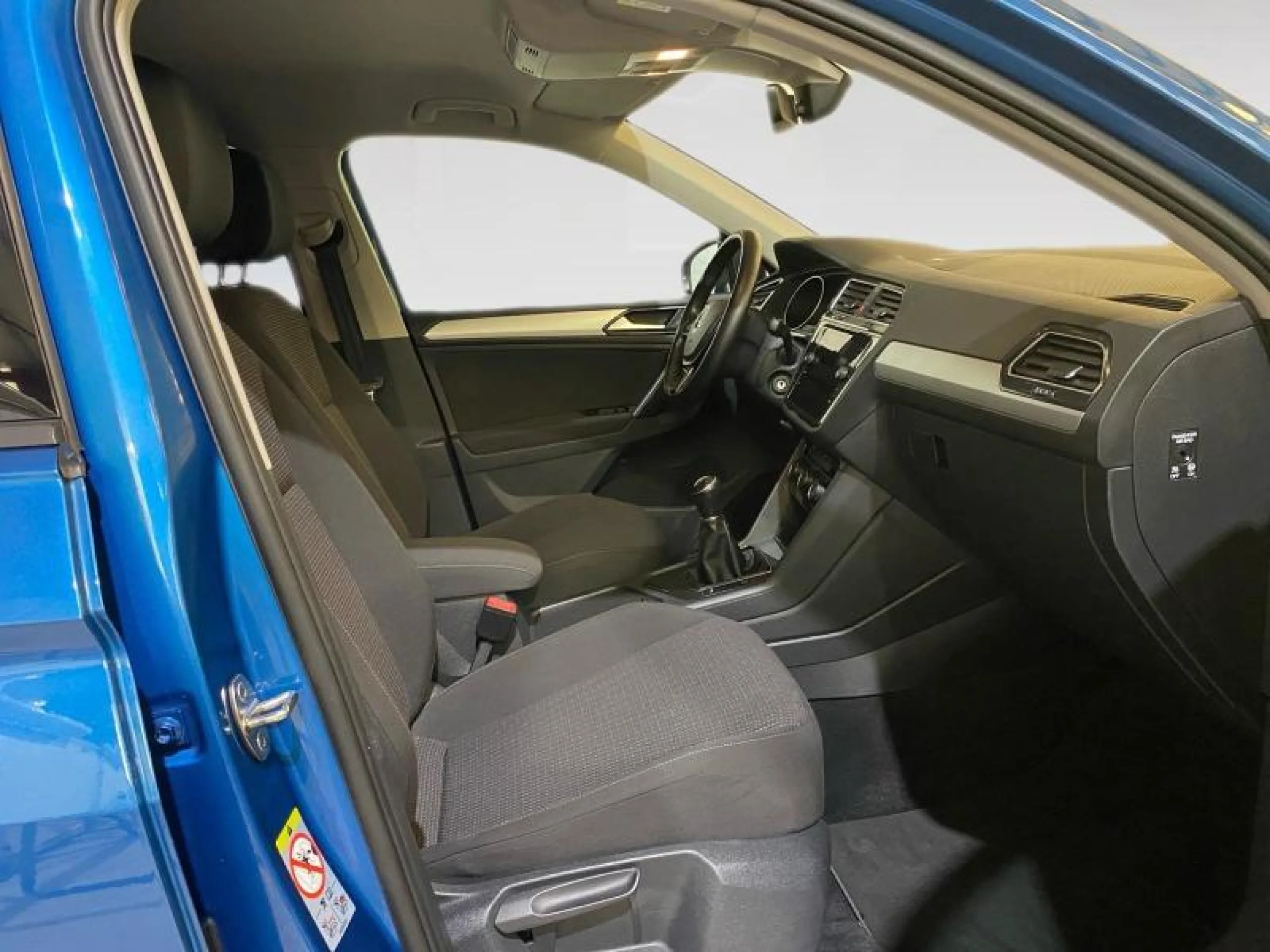 VOLKSWAGEN TIGUAN EDITION 1.4 TSI 125CV BMT - Foto 4