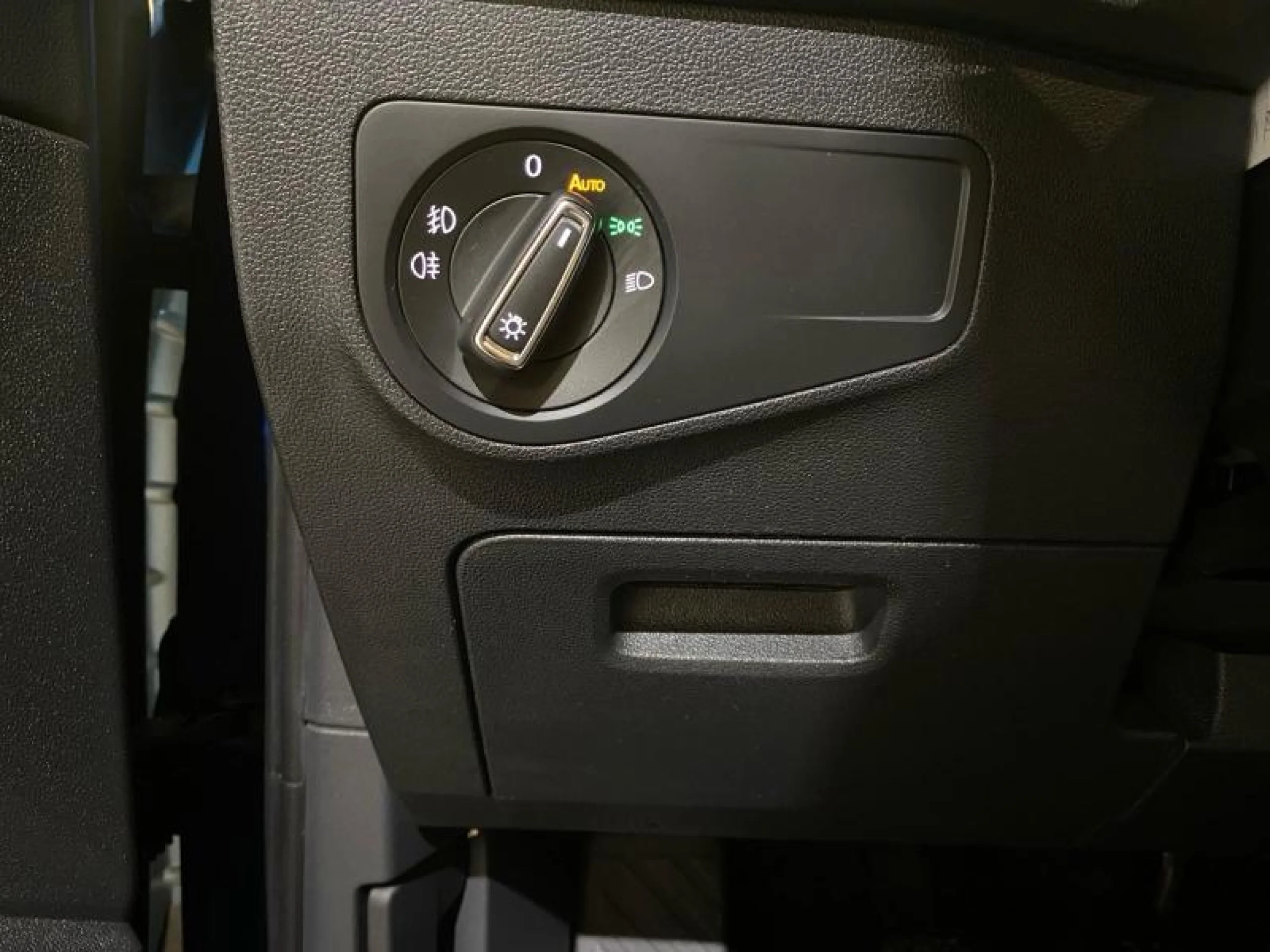 VOLKSWAGEN TIGUAN EDITION 1.4 TSI 125CV BMT - Foto 11