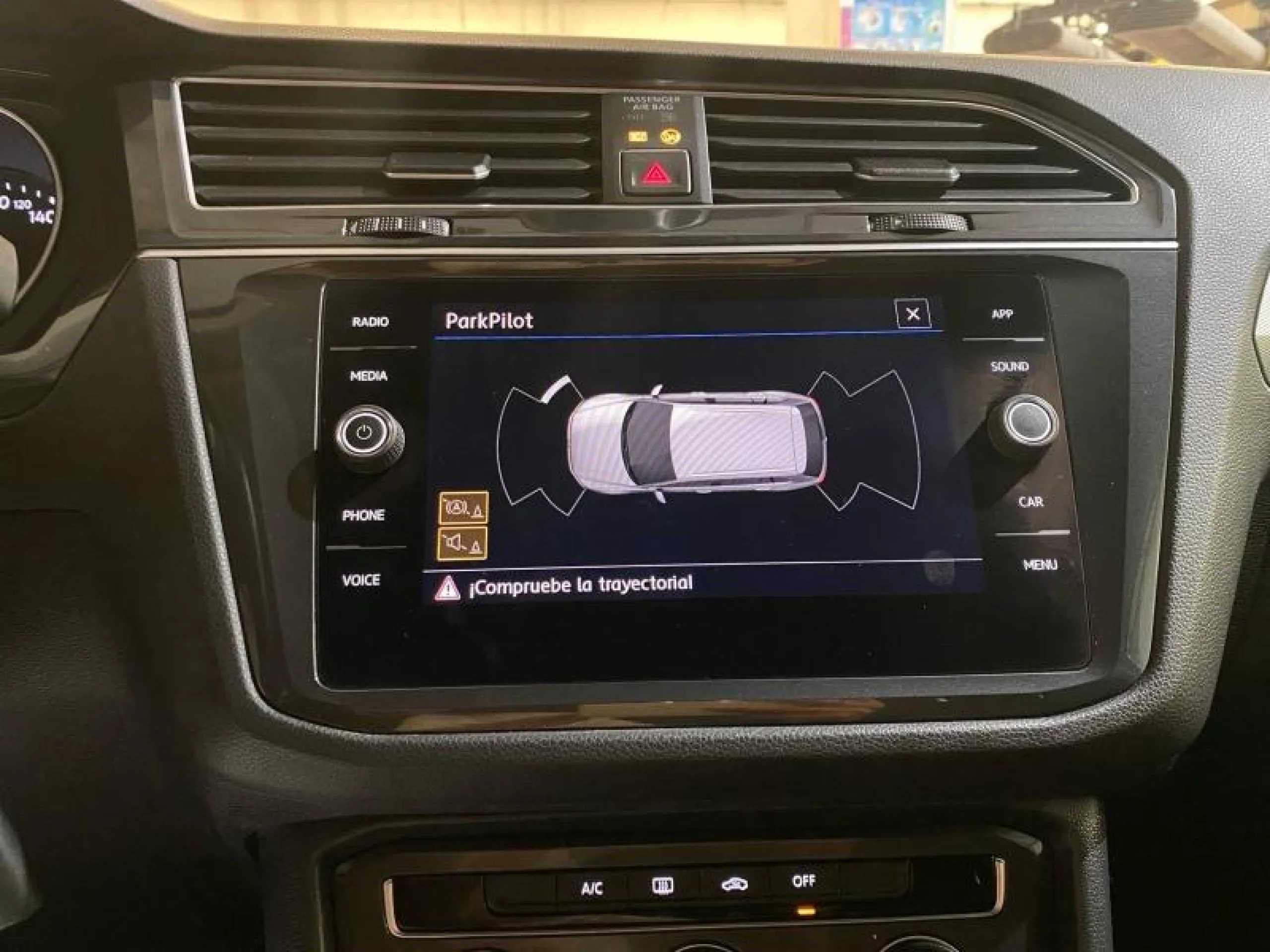 VOLKSWAGEN TIGUAN EDITION 1.4 TSI 125CV BMT - Foto 13