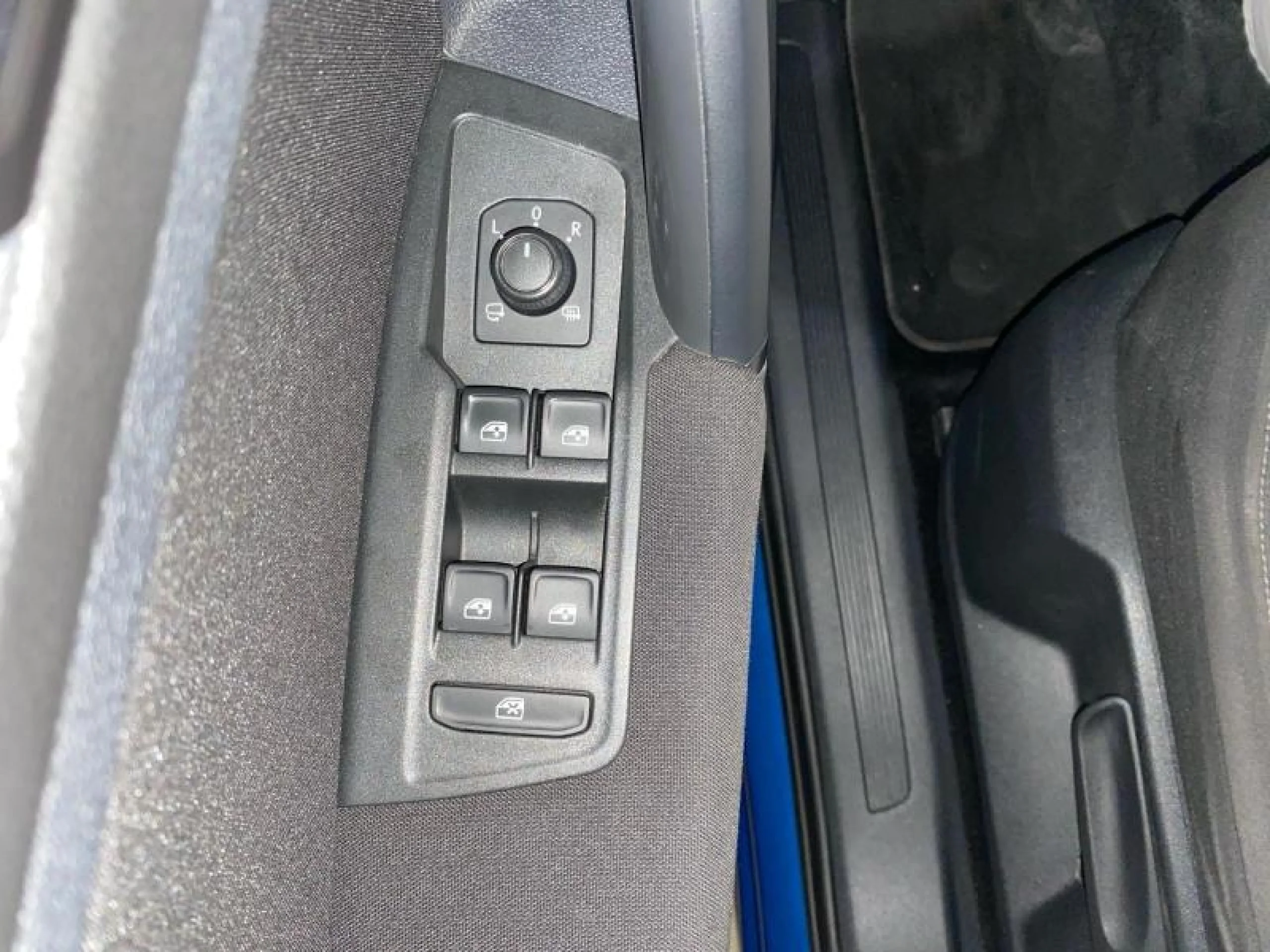 VOLKSWAGEN TIGUAN EDITION 1.4 TSI 125CV BMT - Foto 18