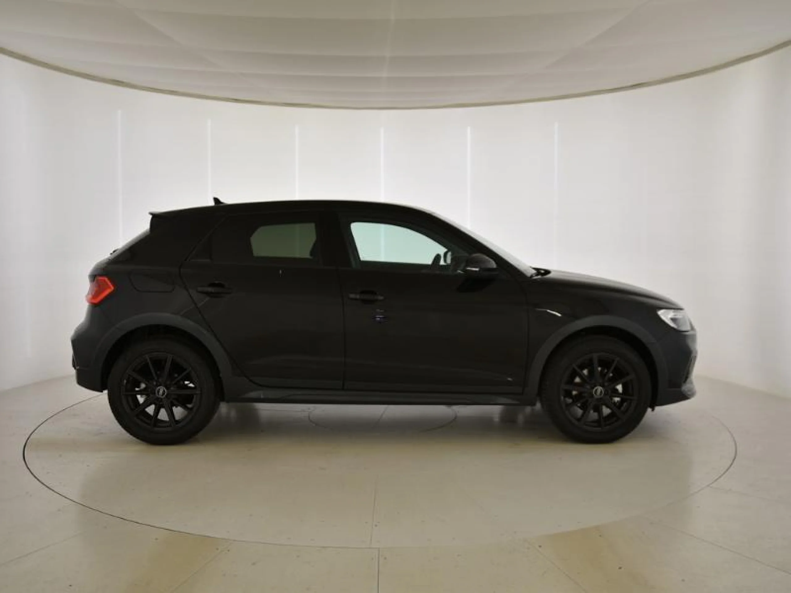 AUDI A1 ALLSTREET 35 TFSI 110KW (150CV) S TRON - Foto 3