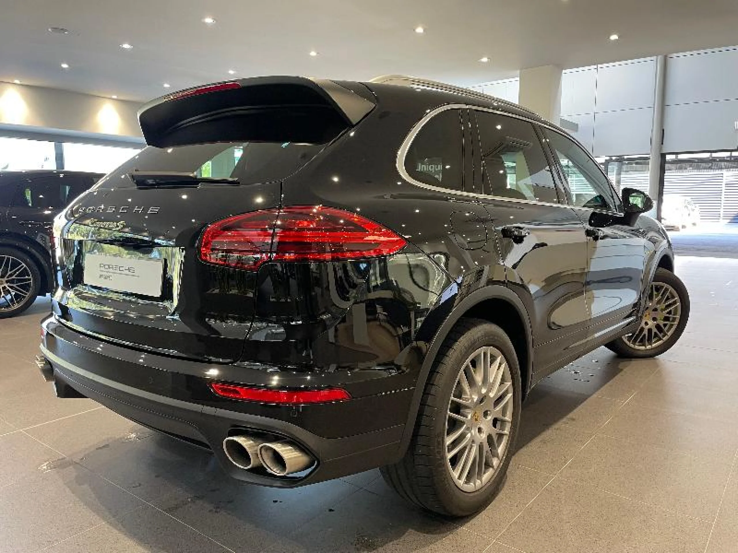 PORSCHE CAYENNE S E HYBRID - Foto 6