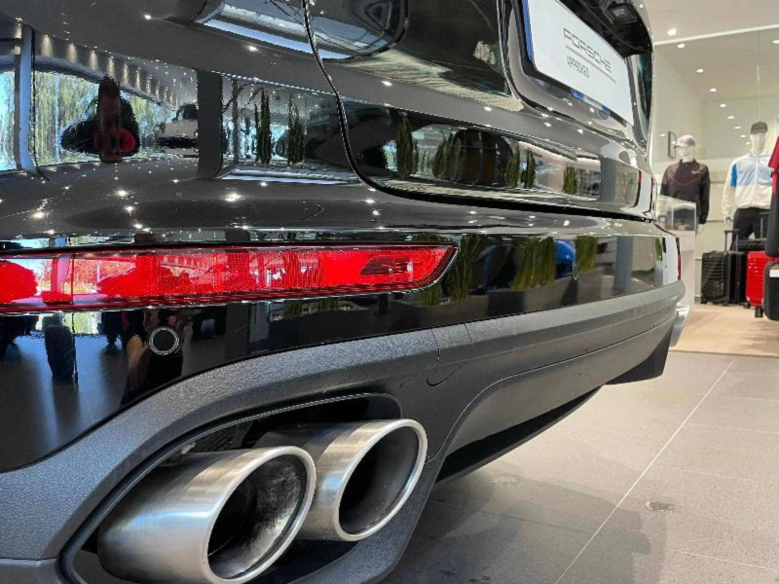 PORSCHE CAYENNE S E HYBRID - Foto 20