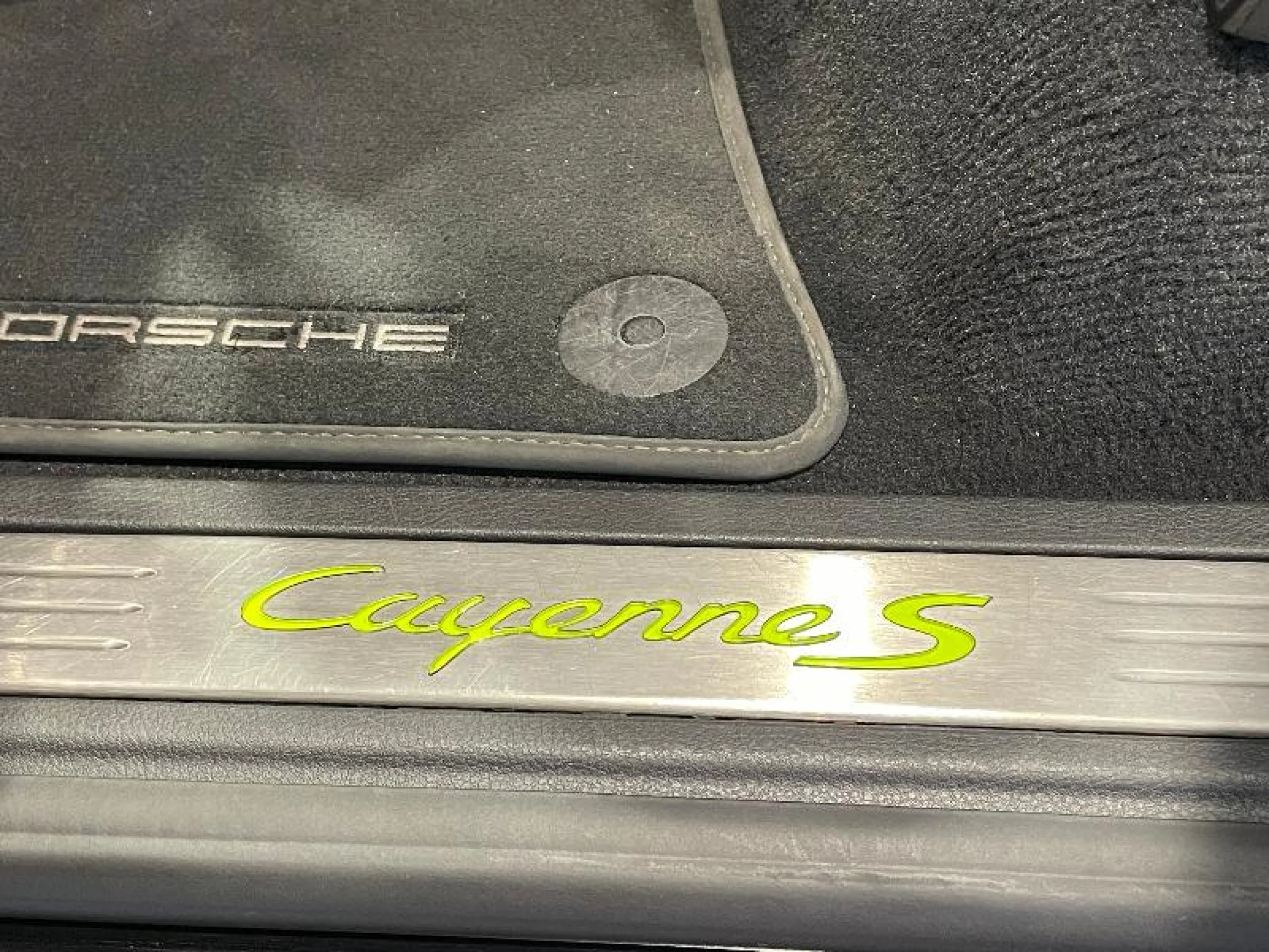 PORSCHE CAYENNE S E HYBRID - Foto 24