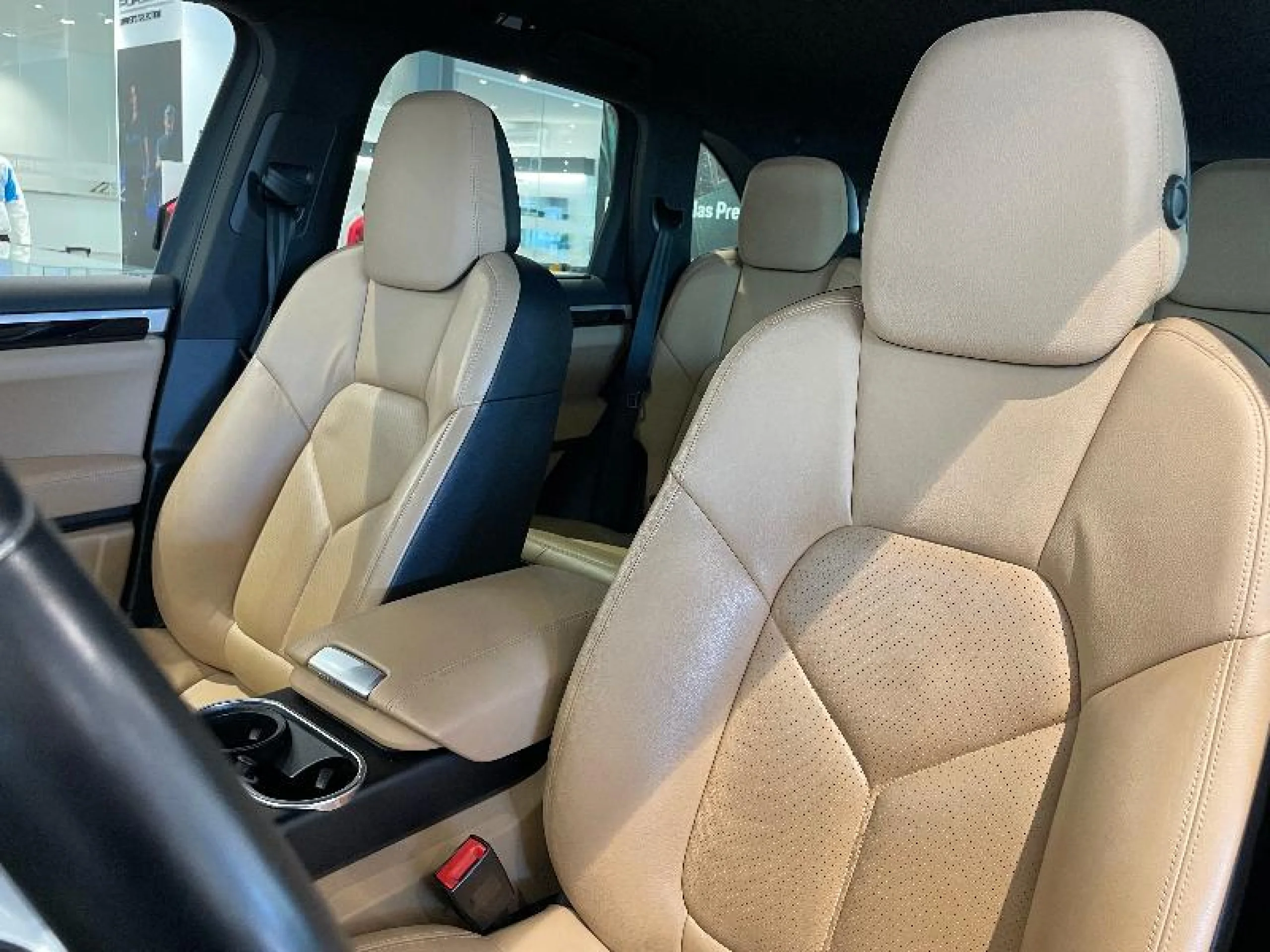 PORSCHE CAYENNE S E HYBRID - Foto 28