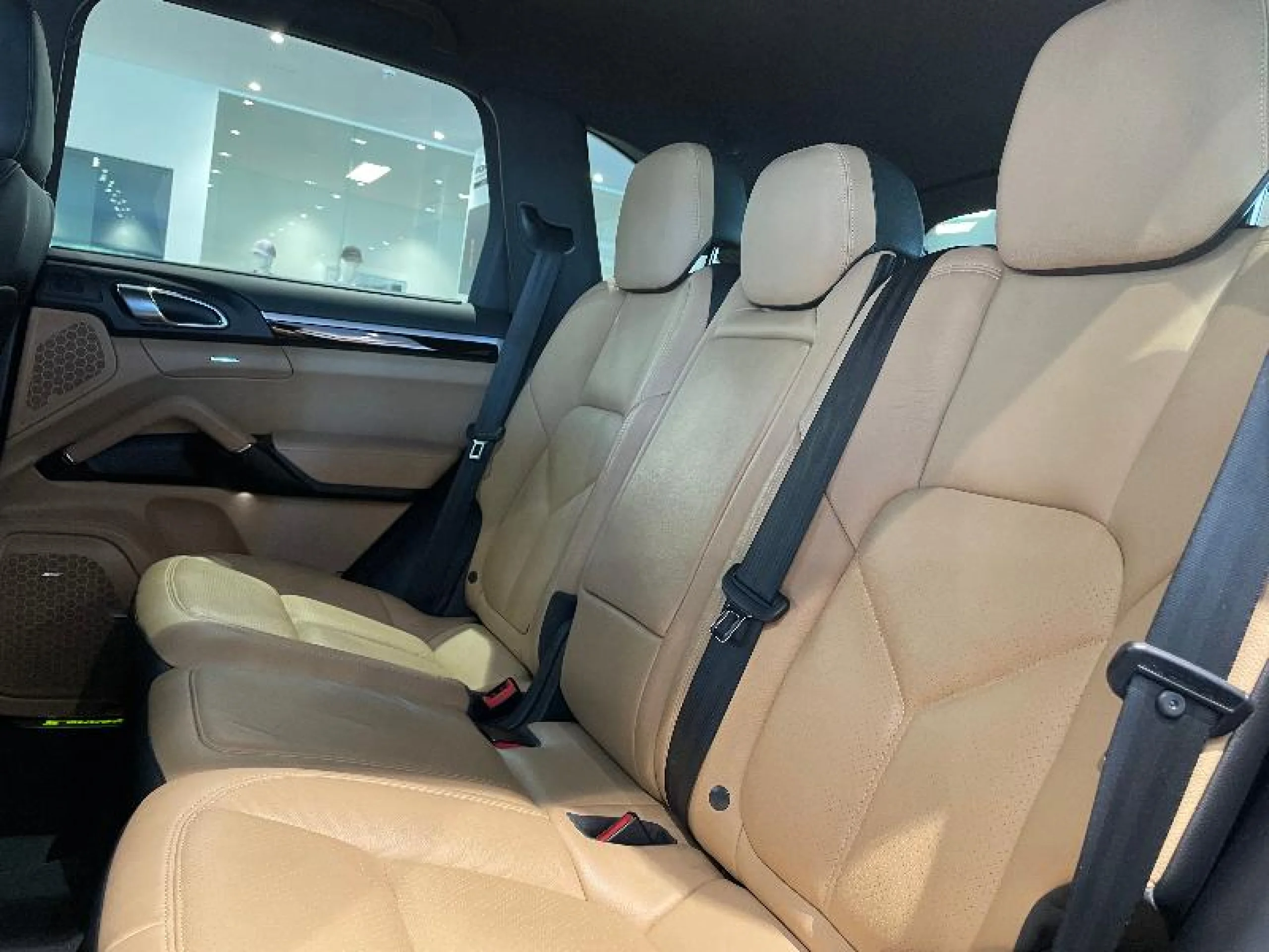 PORSCHE CAYENNE S E HYBRID - Foto 39