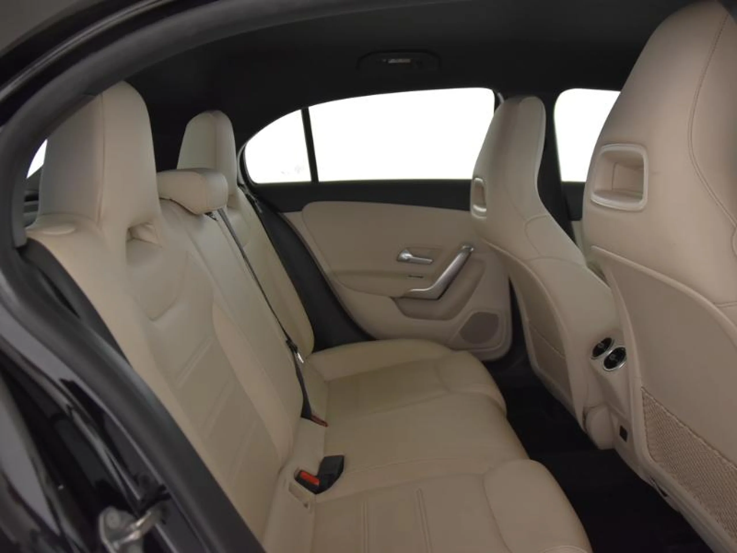MERCEDES-BENZ CLASE A A 180 - Foto 5