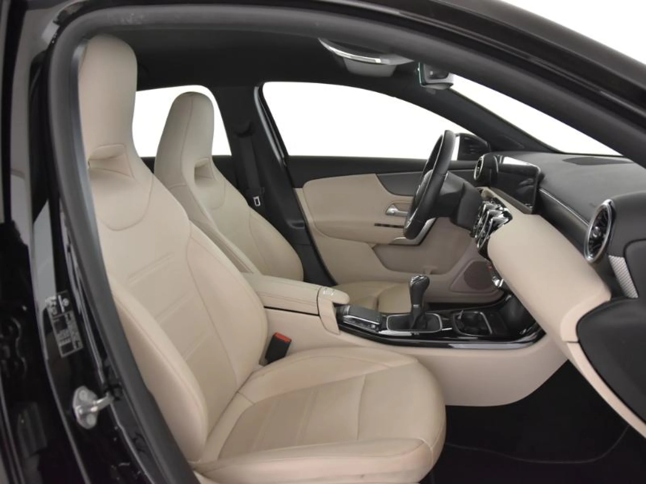 MERCEDES-BENZ CLASE A A 180 - Foto 6