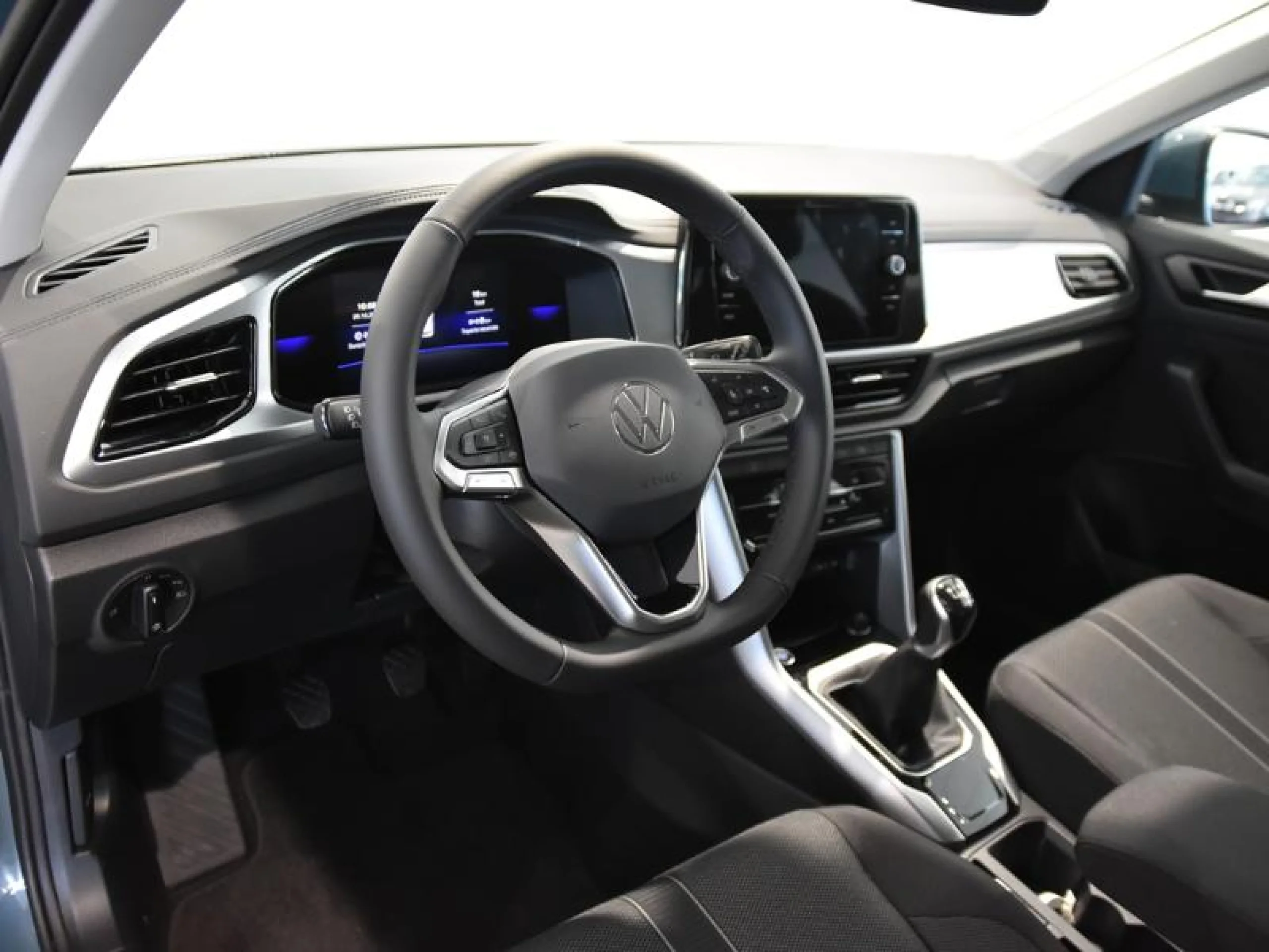 VOLKSWAGEN T ROC T ROC MÁS 1.0 TSI 85 KW (116 CV)  6 VEL. - Foto 9