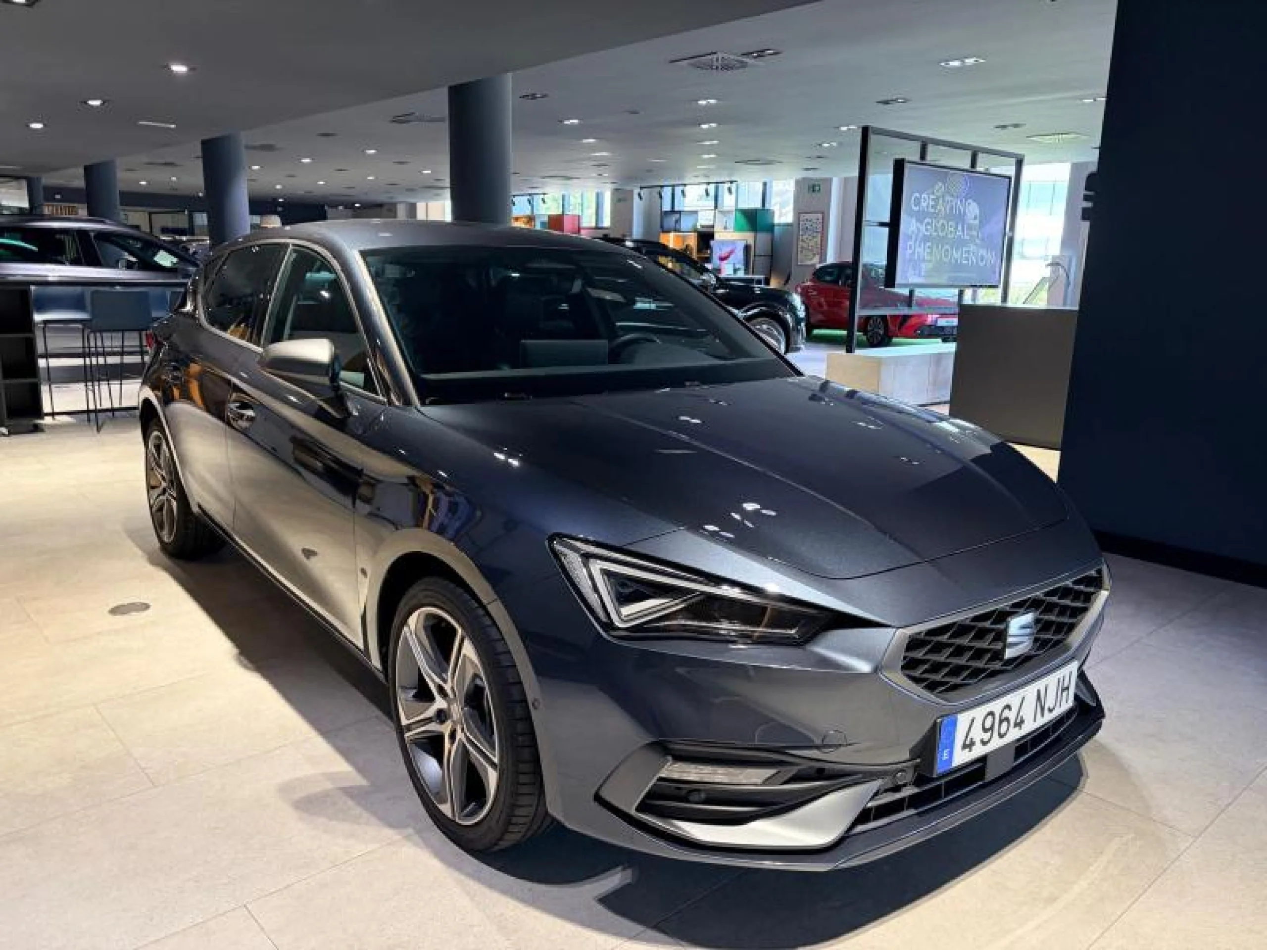 SEAT LEON 1.5 TSI E HYBRID 150KW DSG 6 FR XL - Foto 2
