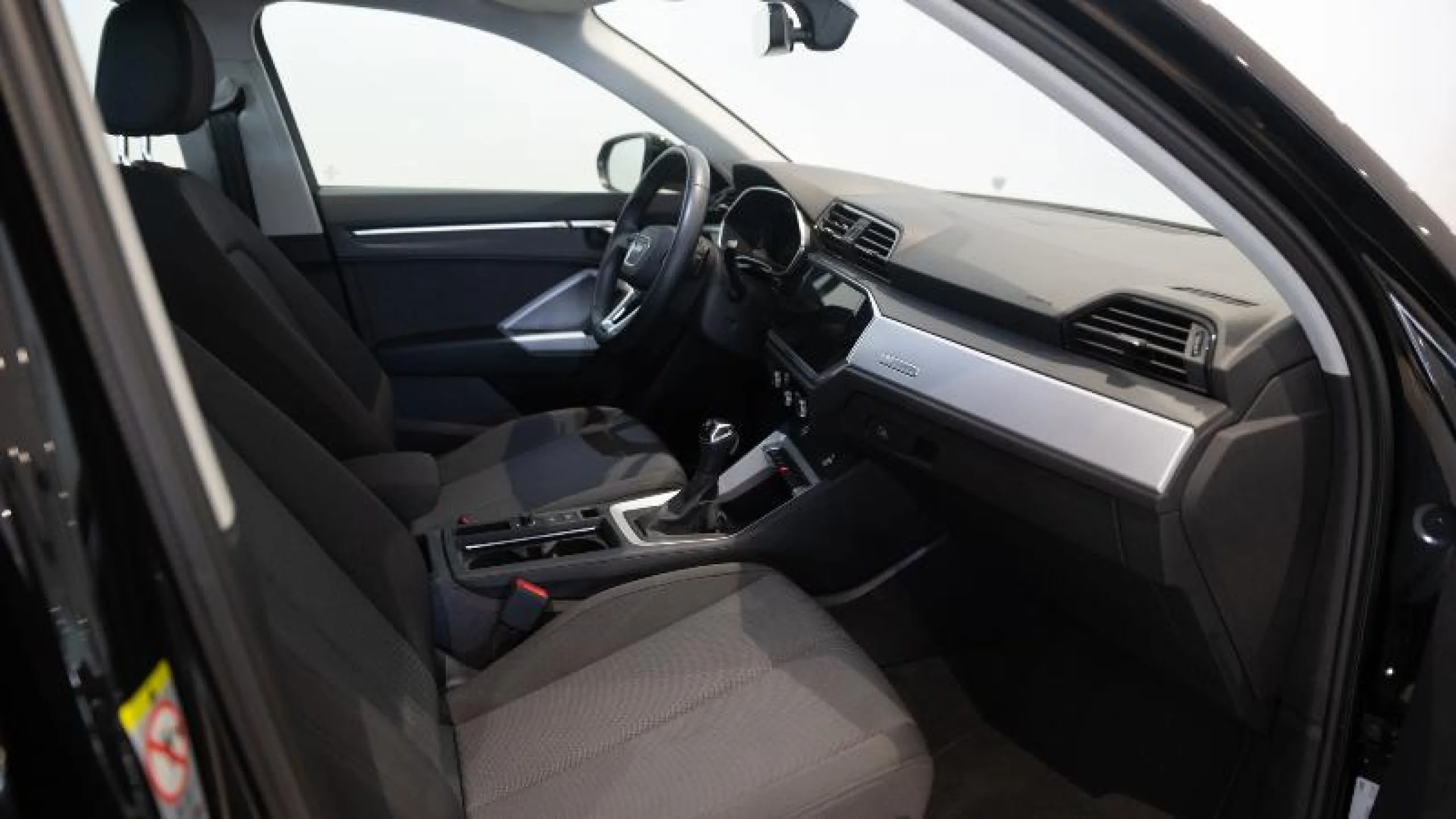 AUDI Q3 45 TFSI E 180KW S TRONIC ADVANCED - Foto 8