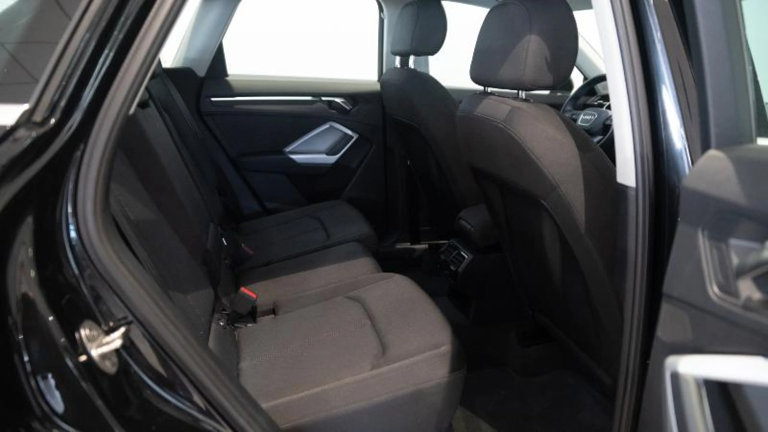 AUDI Q3 45 TFSI E 180KW S TRONIC ADVANCED - Foto 9