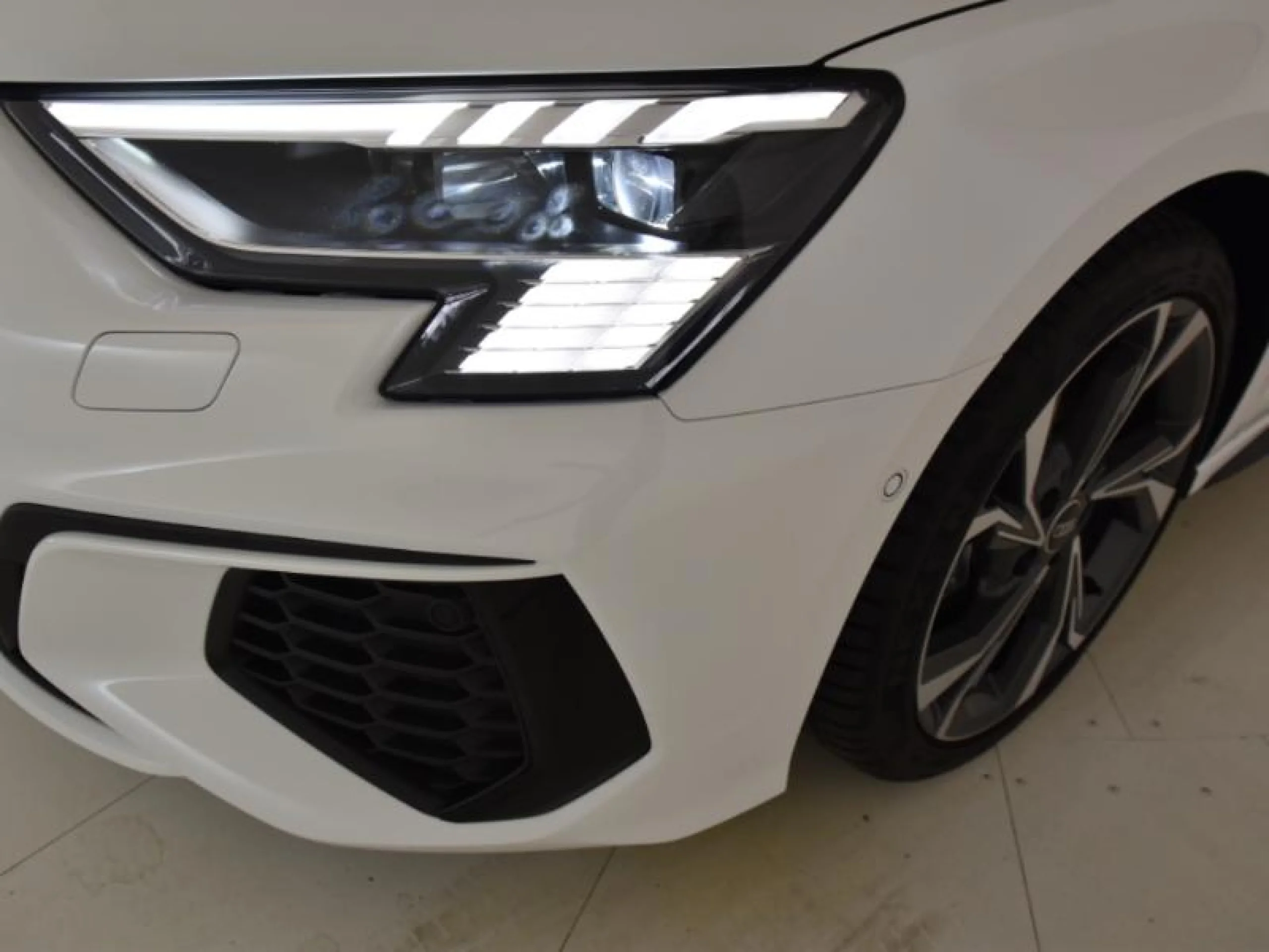 AUDI A3 SPORTBACK BLACK LINE 35 TDI 110KW S TRON - Foto 20