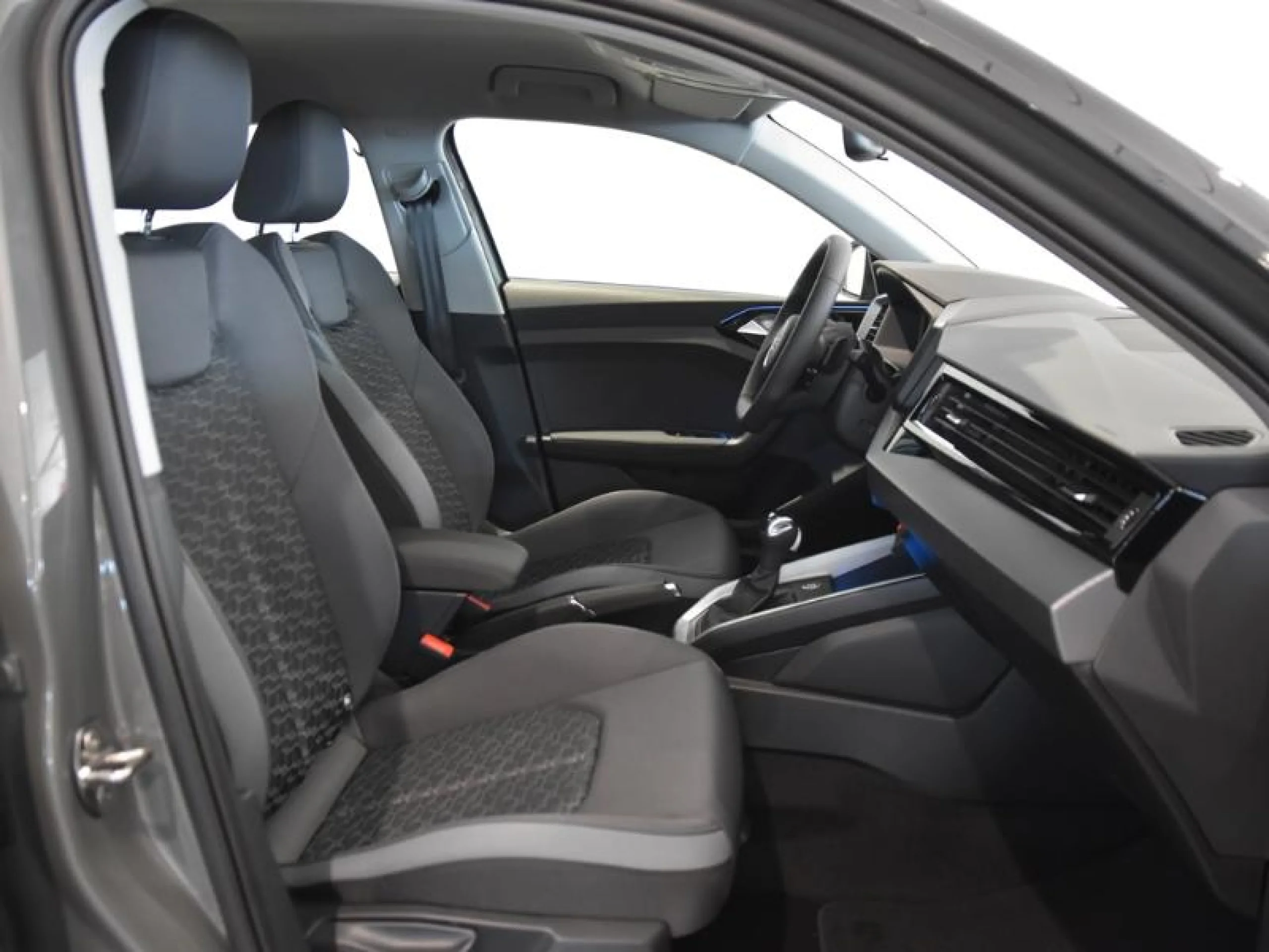AUDI A1 SPORTBACK ADRENALIN 30 TFSI 85KW S TRON - Foto 6