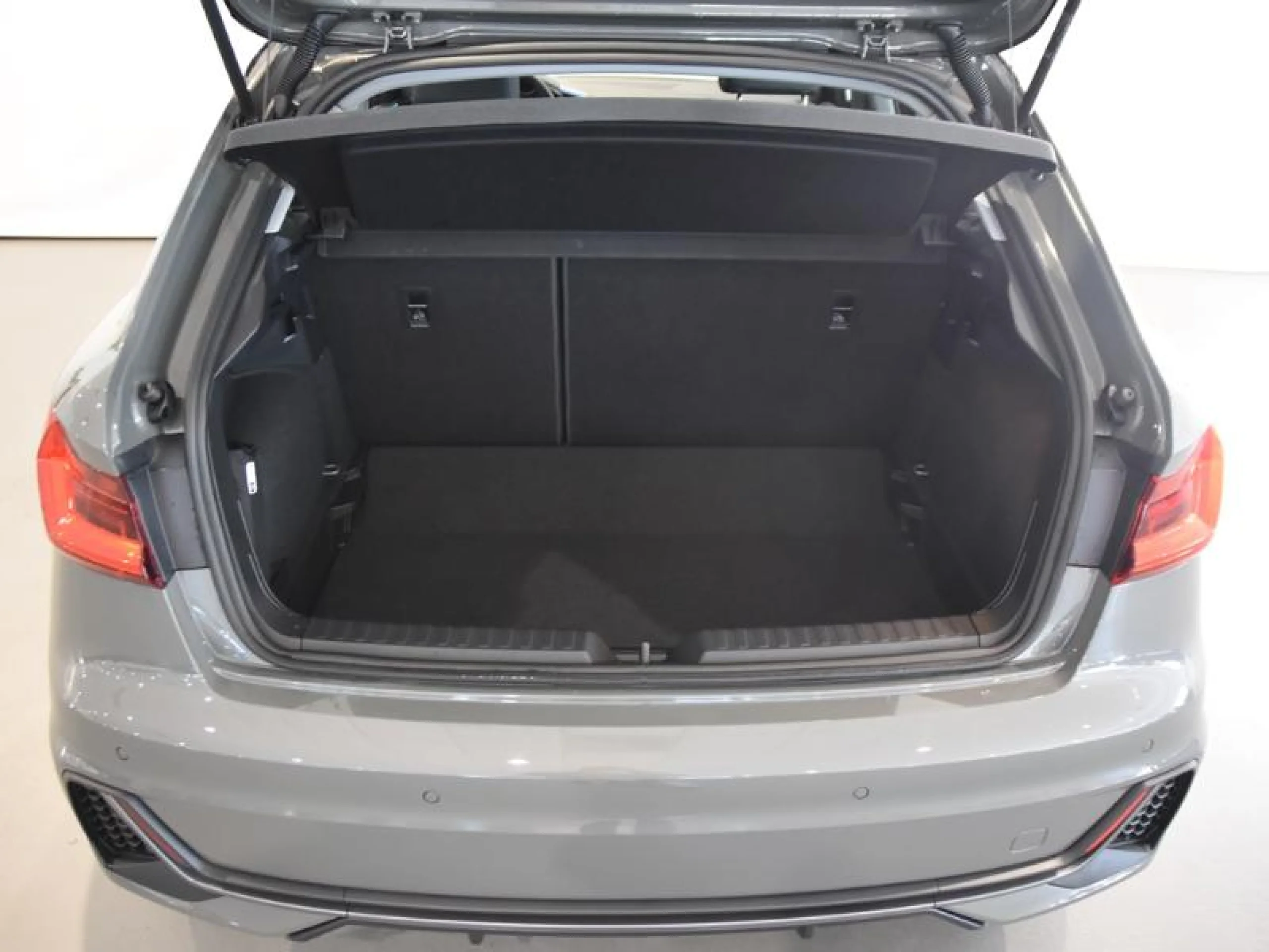 AUDI A1 SPORTBACK ADRENALIN 30 TFSI 85KW S TRON - Foto 7