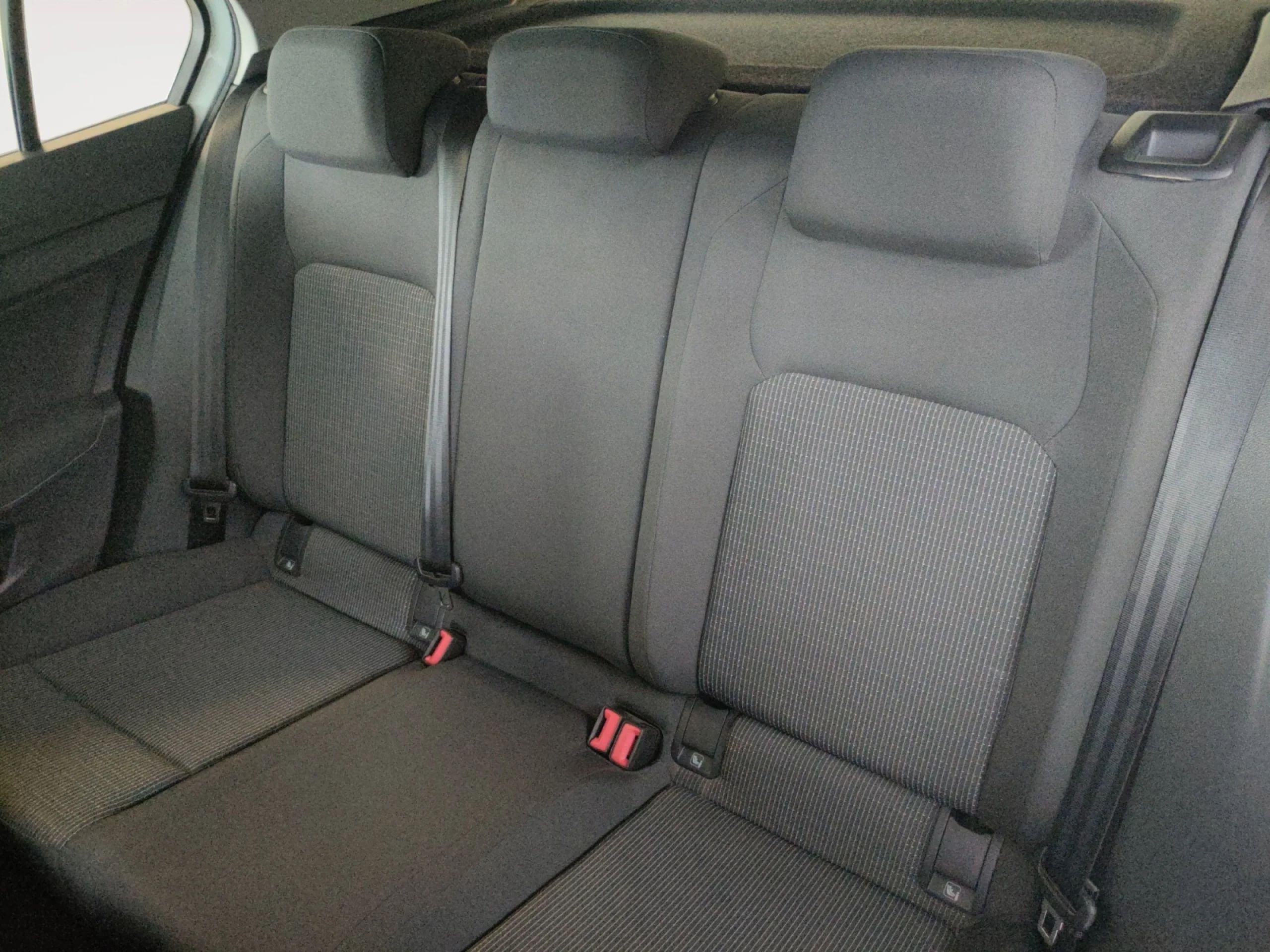 VOLKSWAGEN GOLF 2.0 TDI 85KW (115CV) - Foto 6