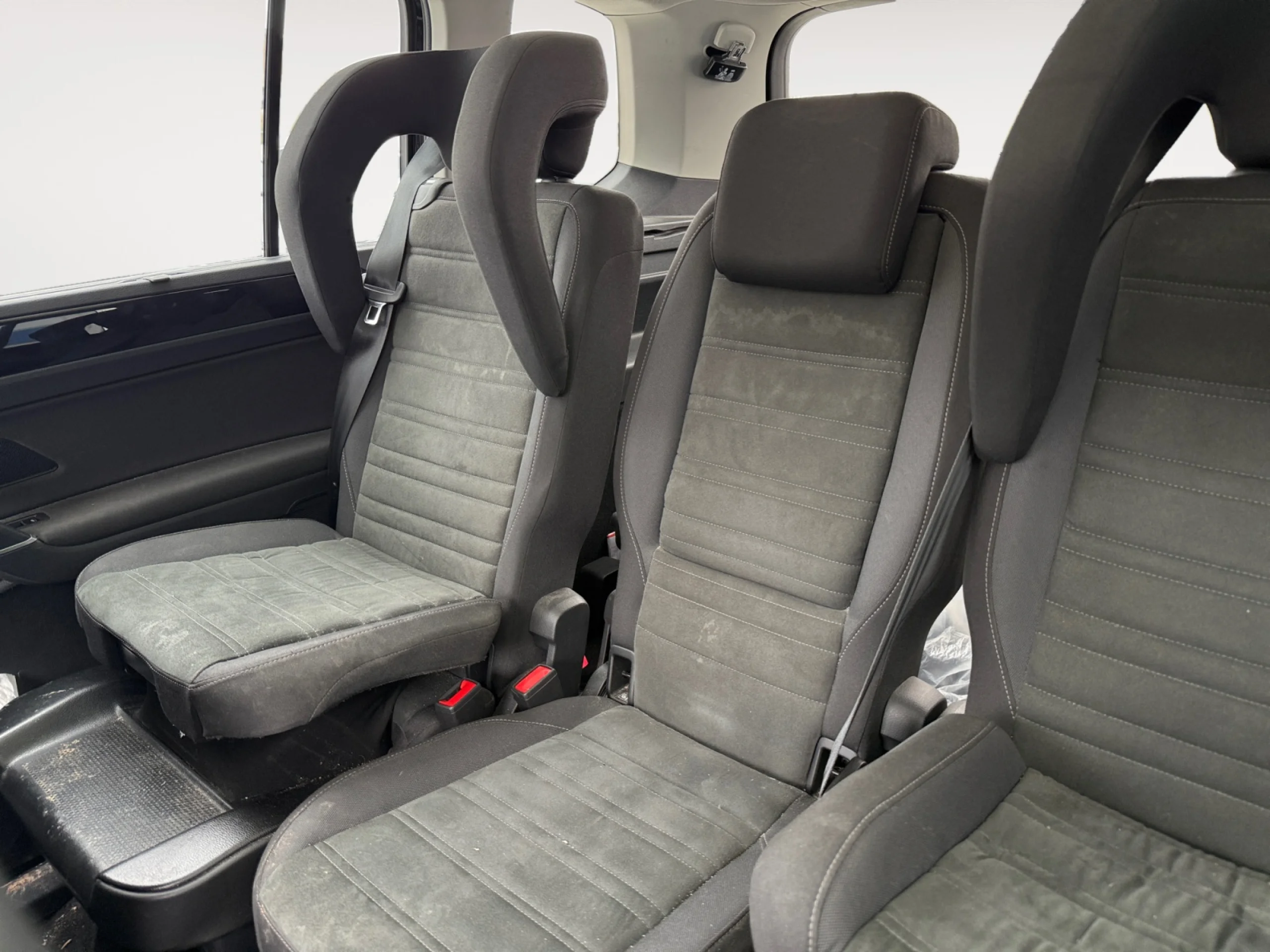 VOLKSWAGEN TOURAN SPORT 2.0 TDI 110KW (150CV) DSG - Foto 6