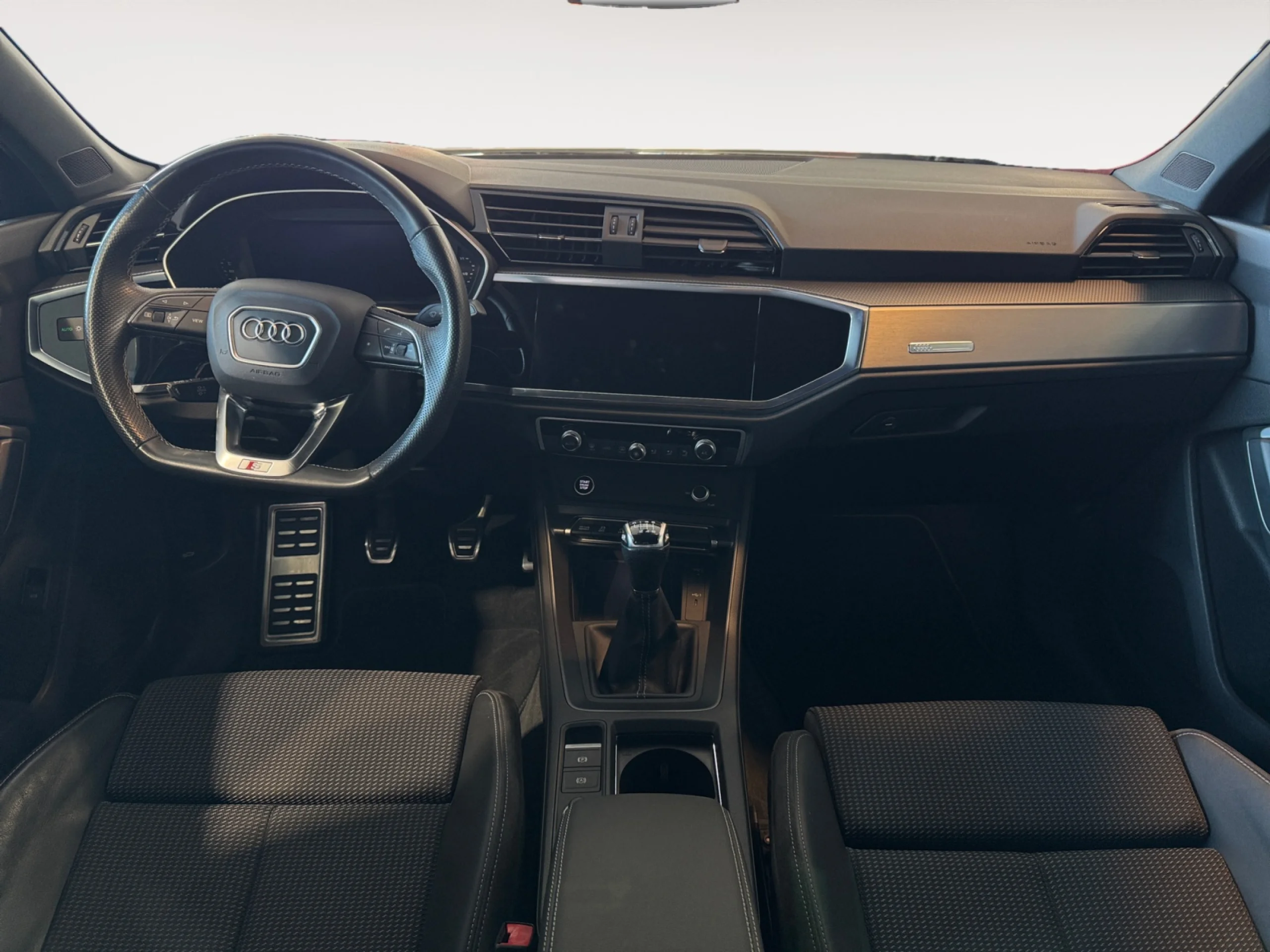 AUDI Q3 SPORTBACK 35 TFSI 110KW (150CV) BLACK LINE - Foto 4