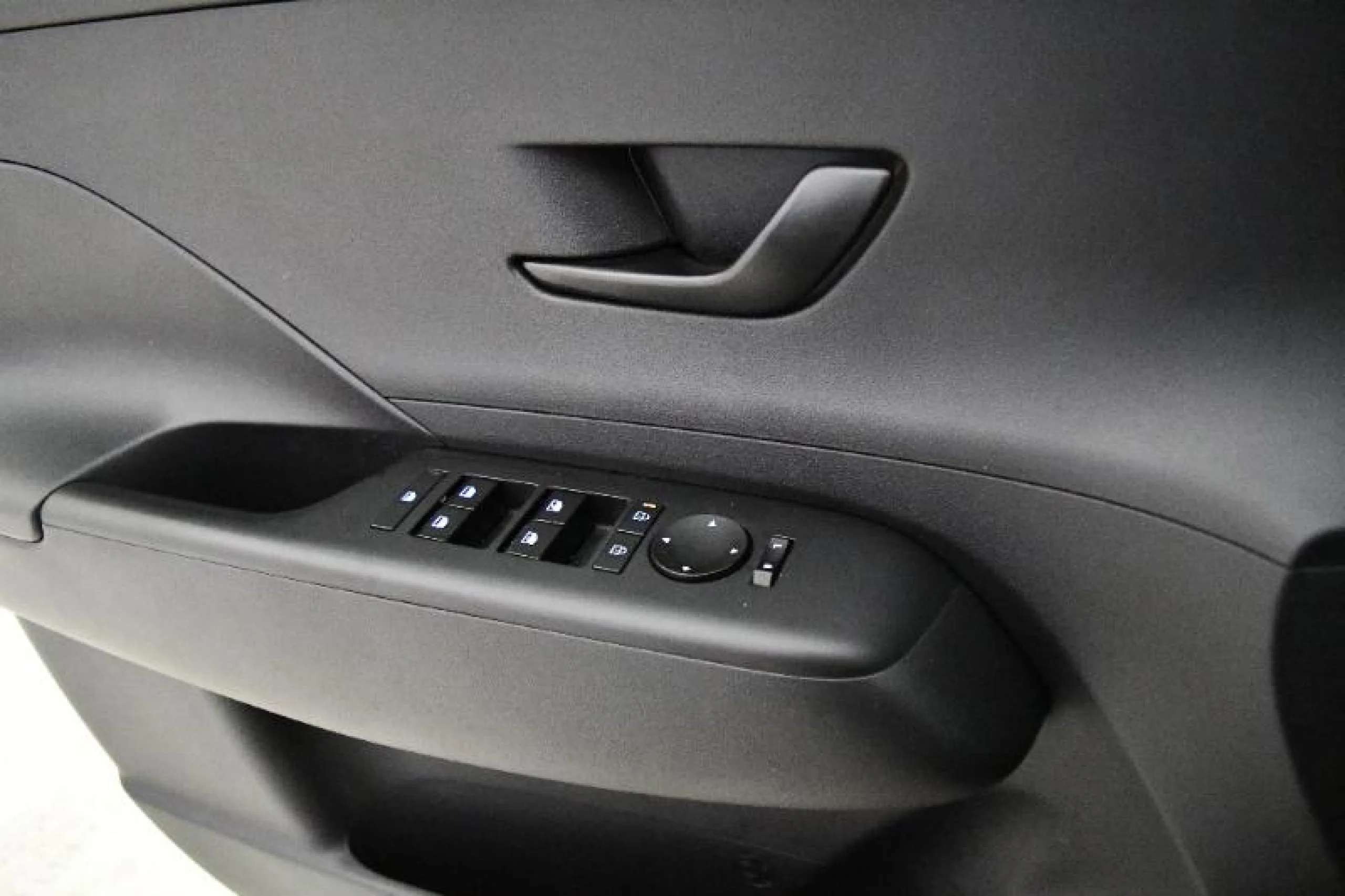 HYUNDAI KONA 1.0 TGDI MAXX 4X2 - Foto 11