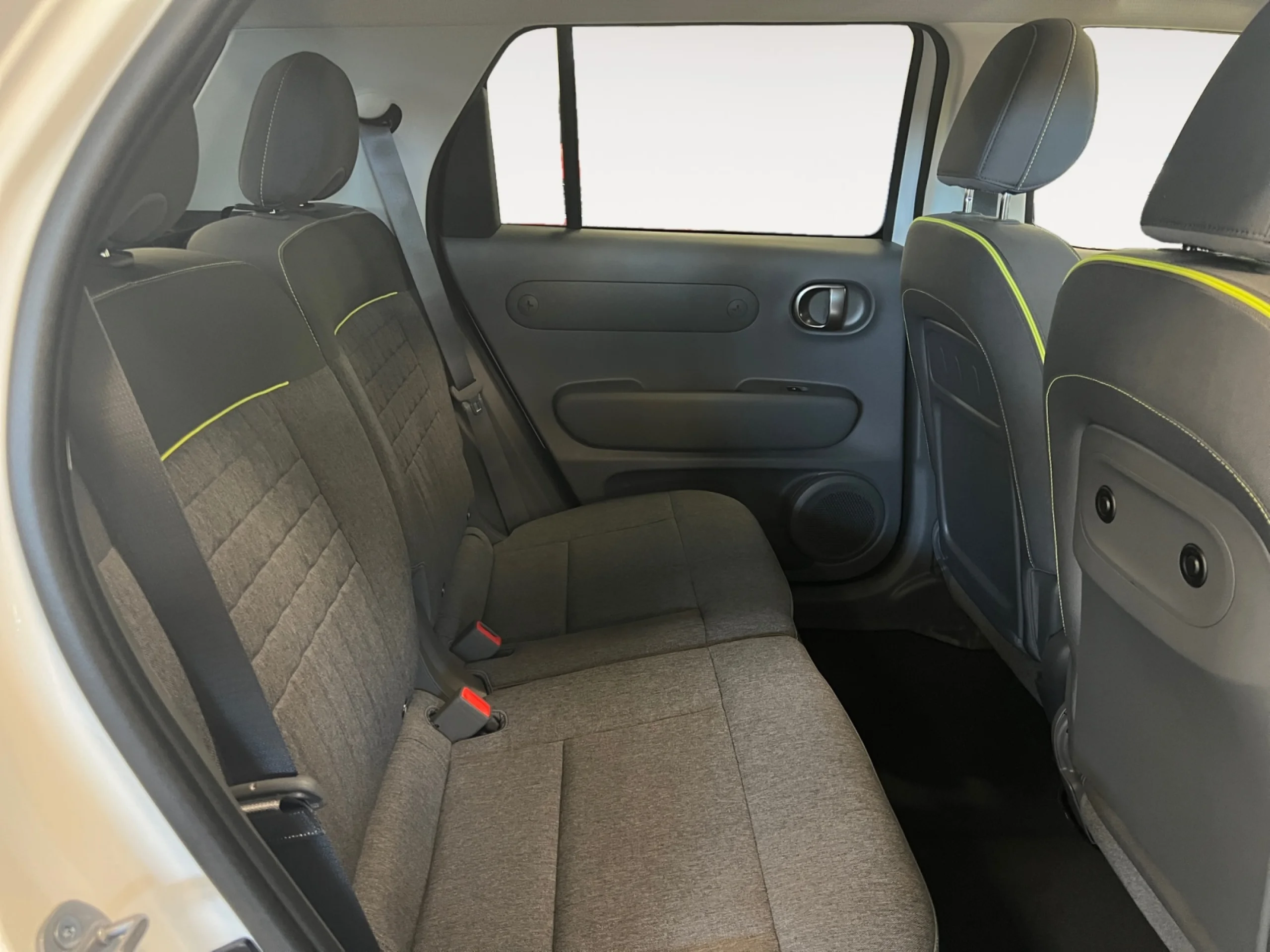 HYUNDAI INSTER 49KWH 85KW (115CV) TECNO CROSS - Foto 6