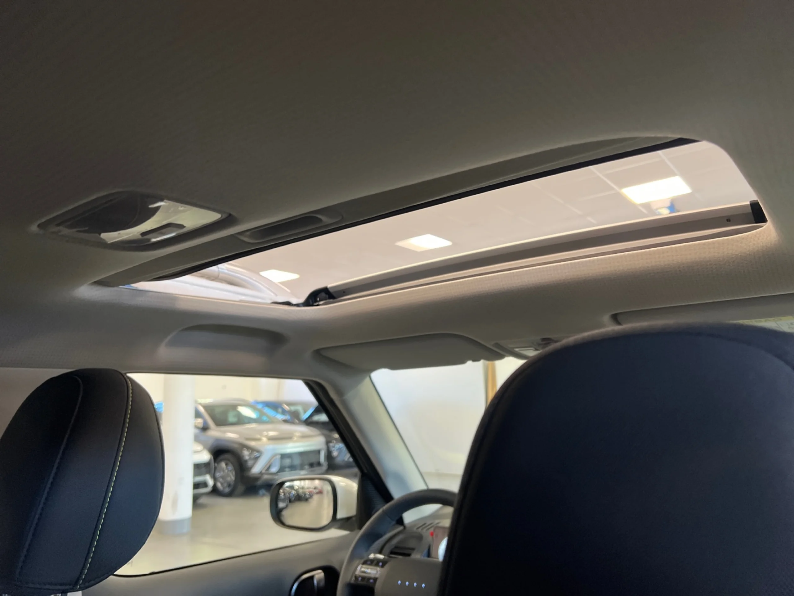 HYUNDAI INSTER 49KWH 85KW (115CV) TECNO CROSS - Foto 10