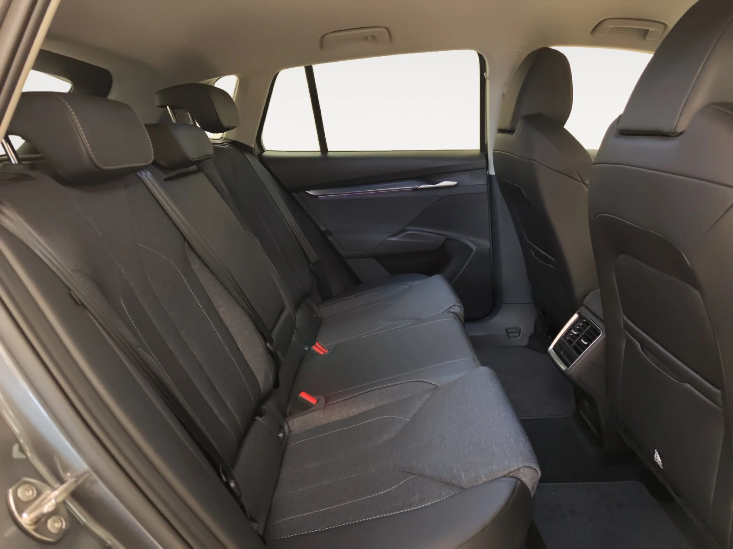 SKODA ELROQ 210 KW (CV) 82 KWH (77 KWH NETA) - Foto 6