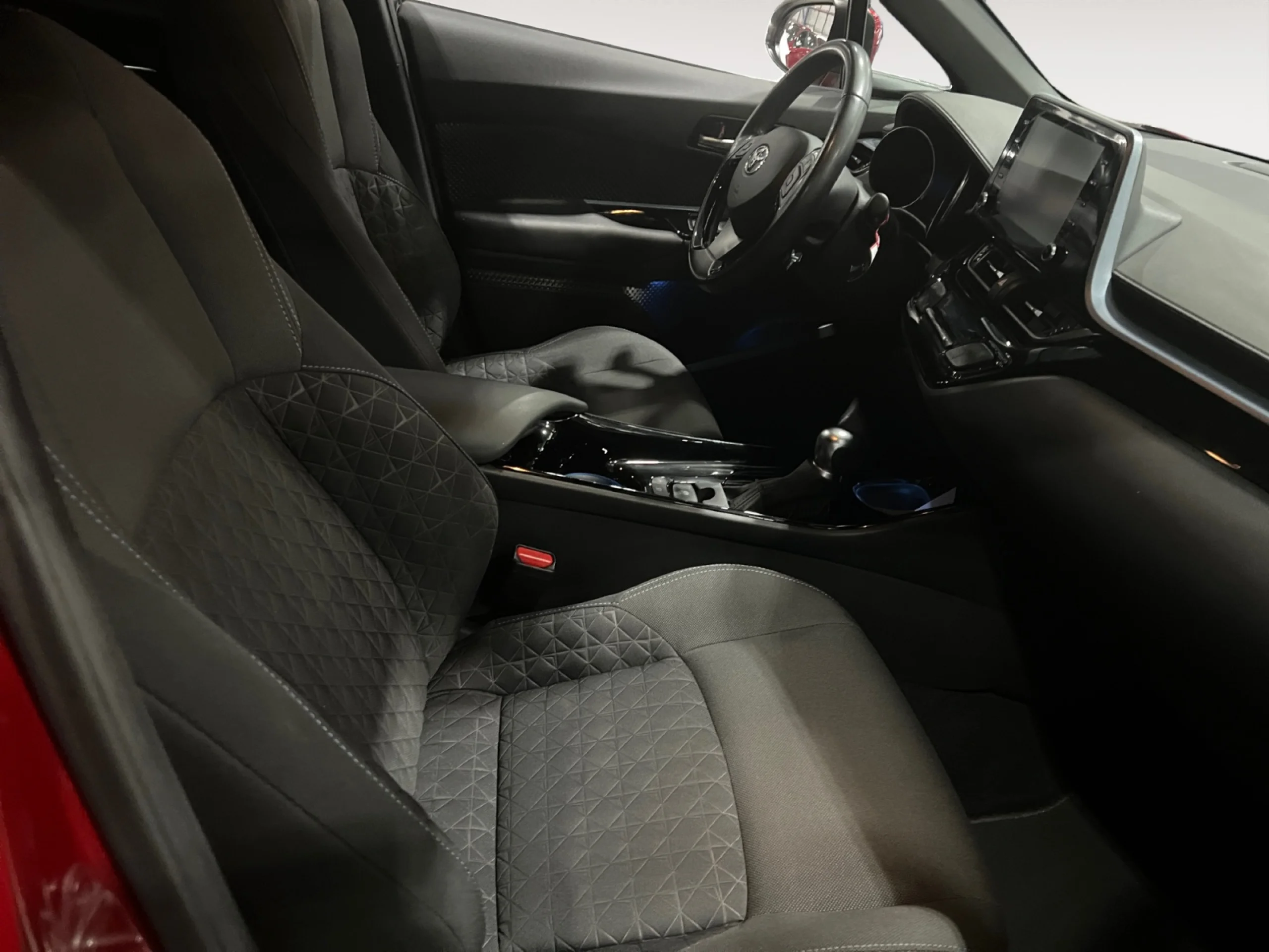 TOYOTA C HR 1.8 125H ADVANCE - Foto 4